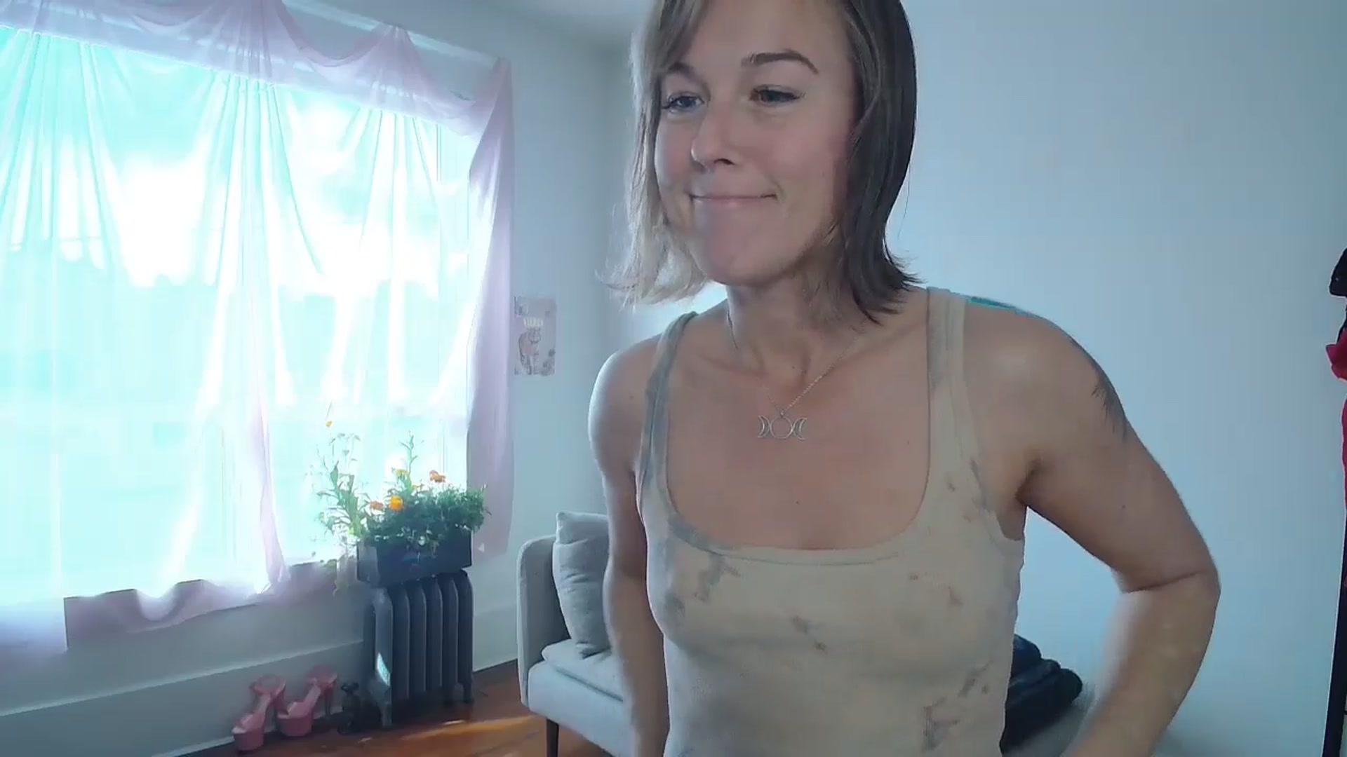 Gallery image thumbnail from TheMaytrix's myfreecams stream on, 06/06/2024, 16:30 image 3 of 20