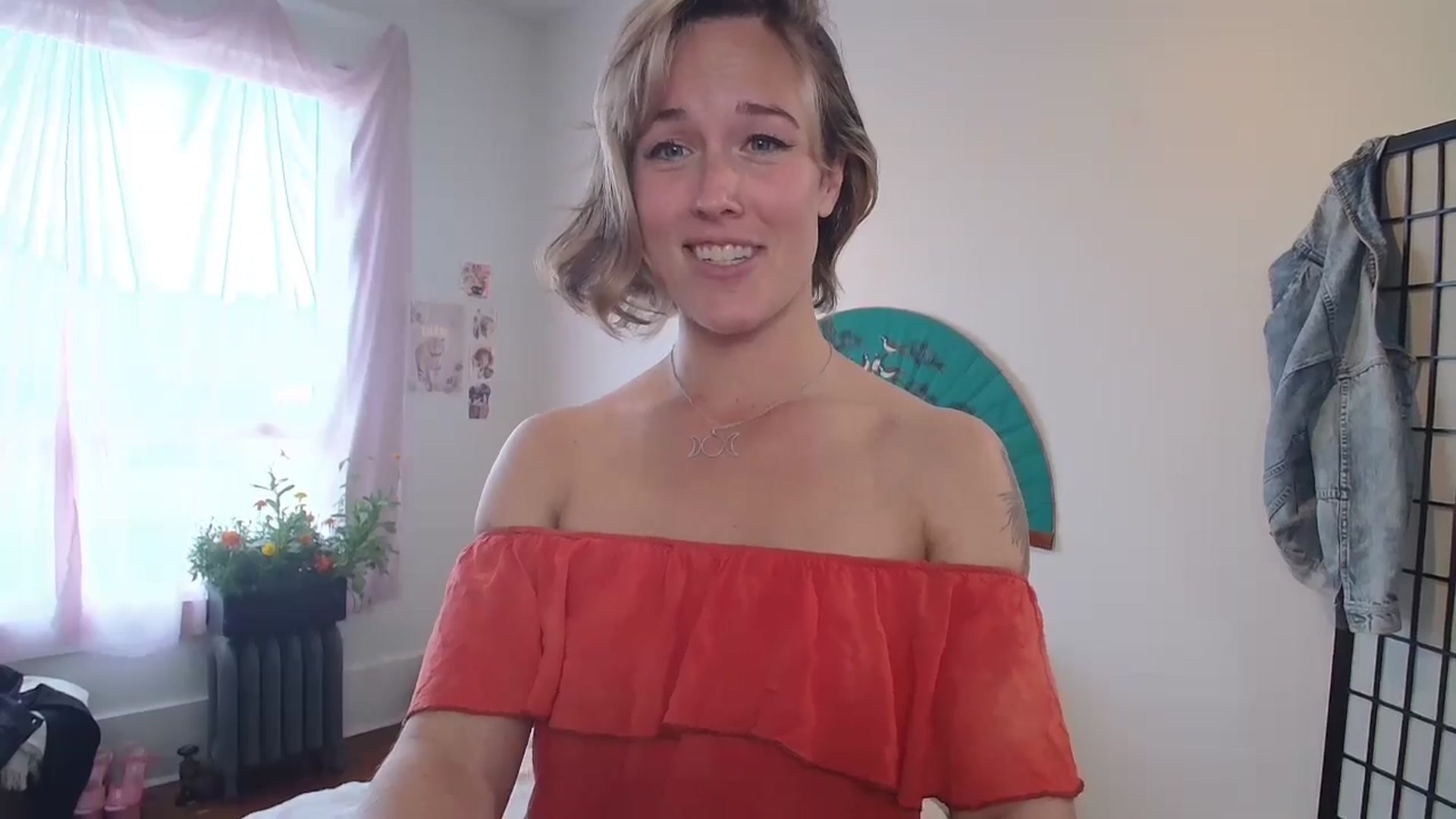 Gallery image thumbnail from TheMaytrix's myfreecams stream on, 06/09/2024, 01:27 image 4 of 20