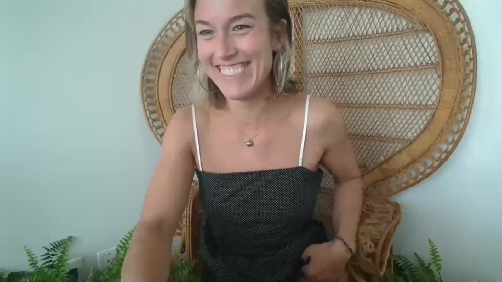 Gallery image thumbnail from TheMaytrix's myfreecams stream on, 08/07/2024, 16:30 image 6 of 20