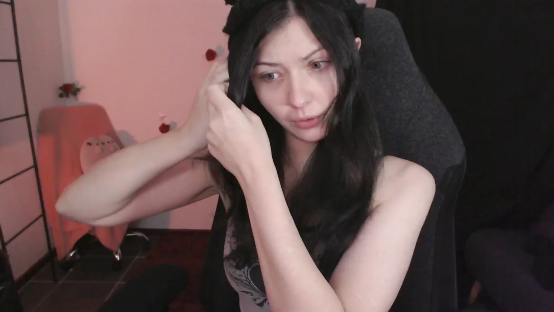 Gallery image thumbnail from TheModel's myfreecams stream on, 03/28/2024, 01:07 image 16 of 20
