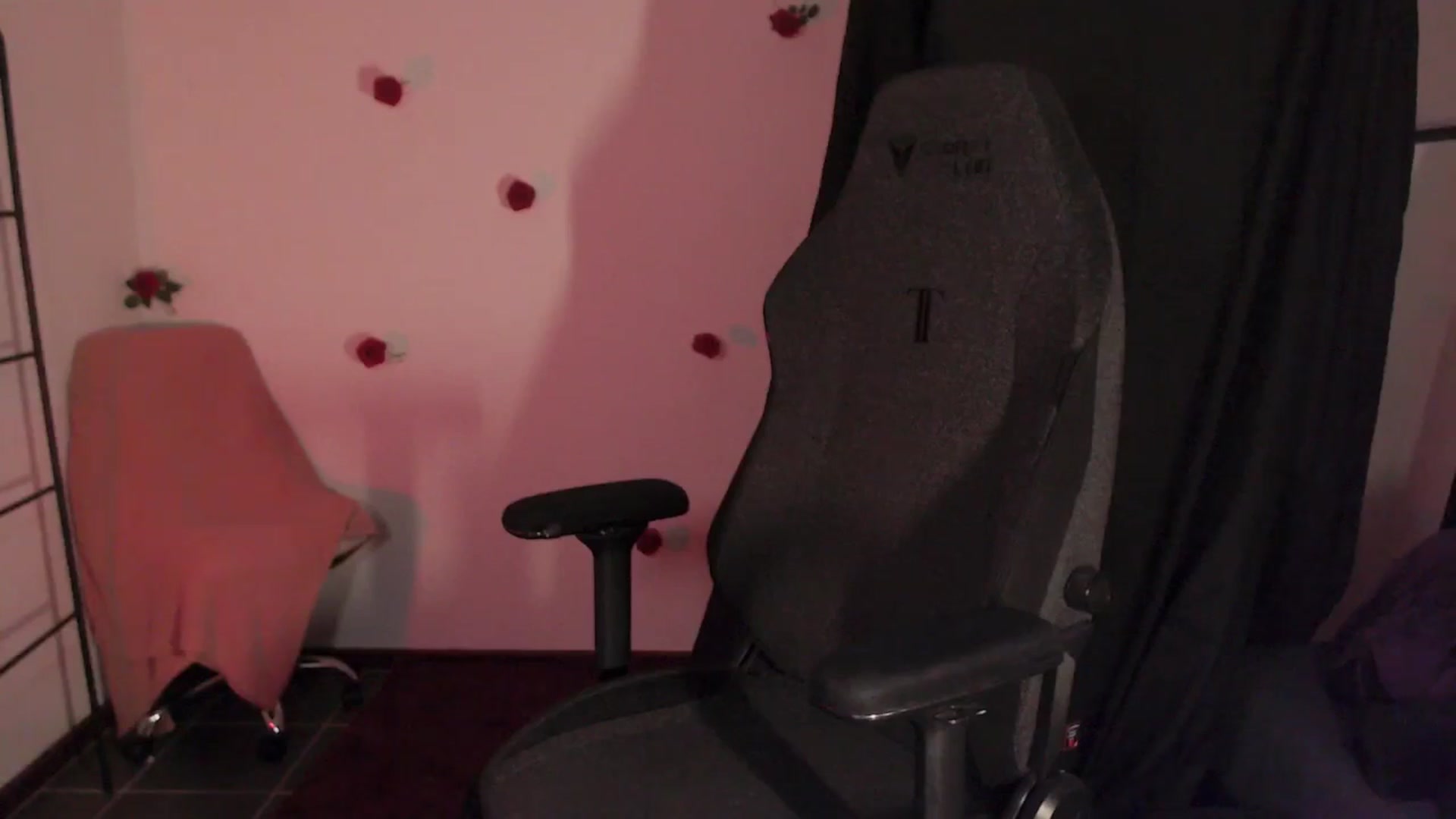 Gallery image thumbnail from TheModel's myfreecams stream on, 03/30/2024, 05:10 image 9 of 20