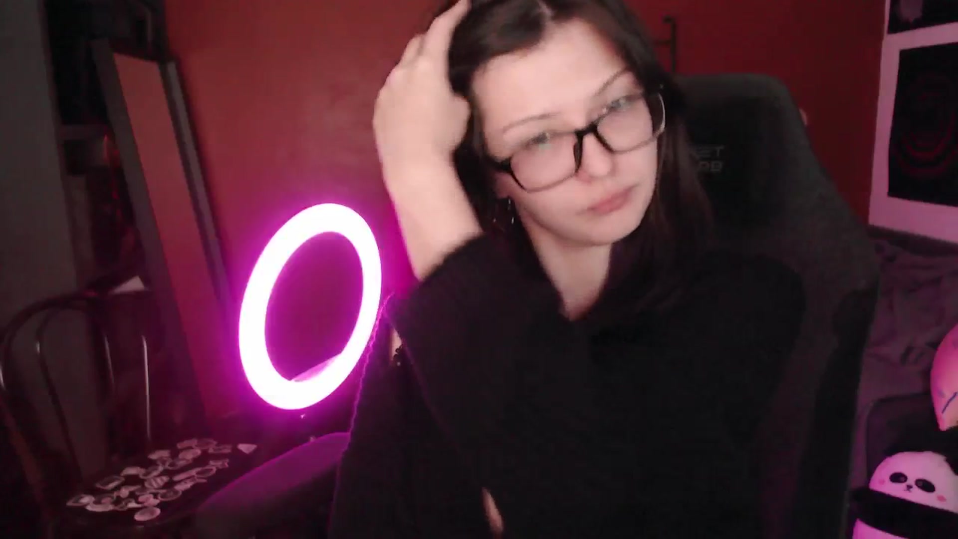 Gallery image thumbnail from TheModel's myfreecams stream on, 04/06/2025, 06:32 image 7 of 20