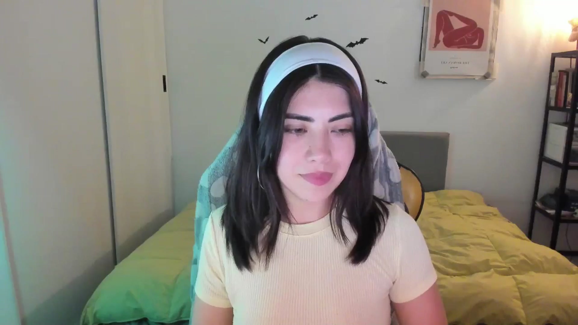 Gallery image thumbnail from TheMoonlight's myfreecams stream on, 11/03/2024, 09:03 image 9 of 20