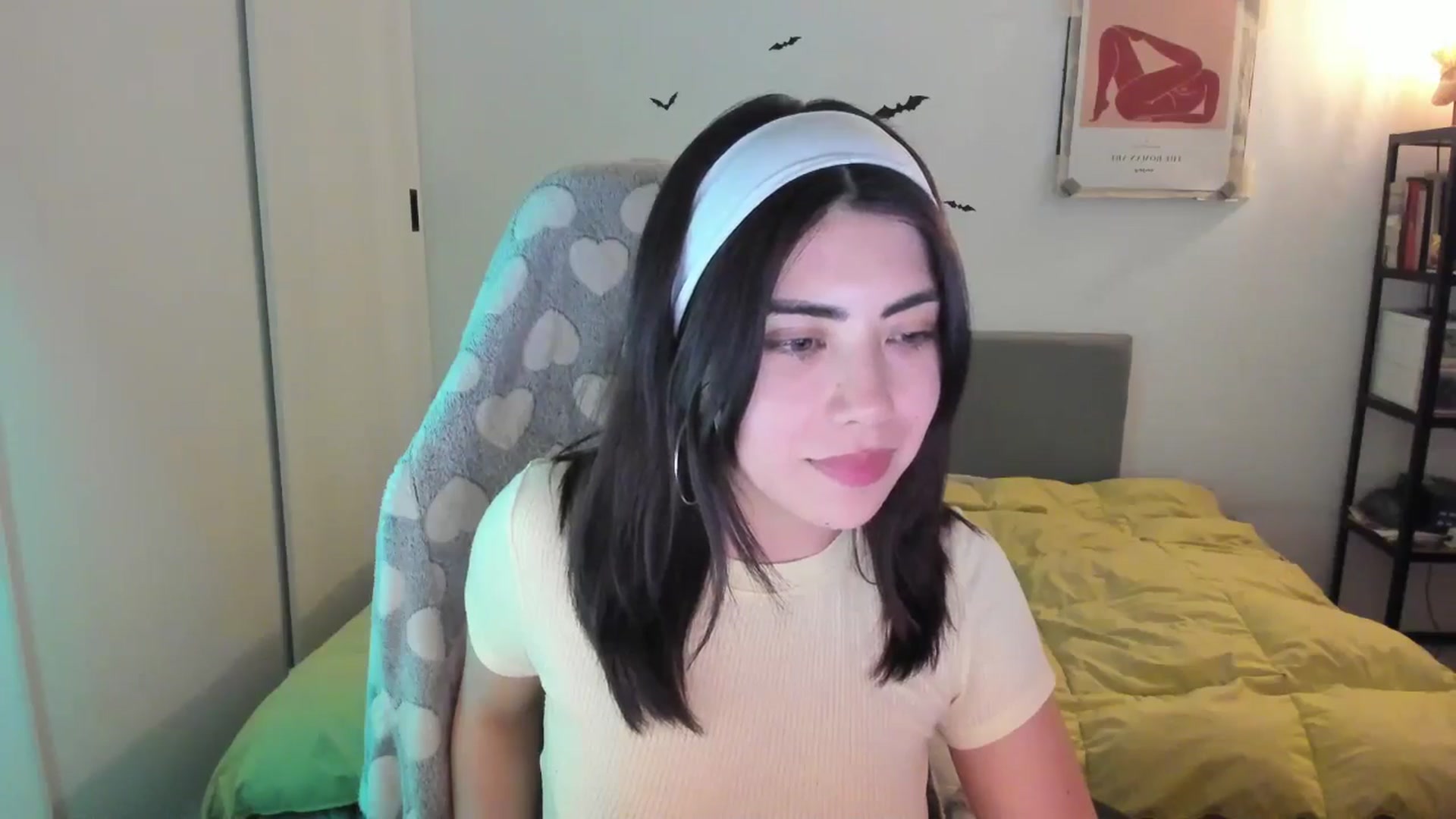 Gallery image thumbnail from TheMoonlight's myfreecams stream on, 11/03/2024, 09:03 image 4 of 20