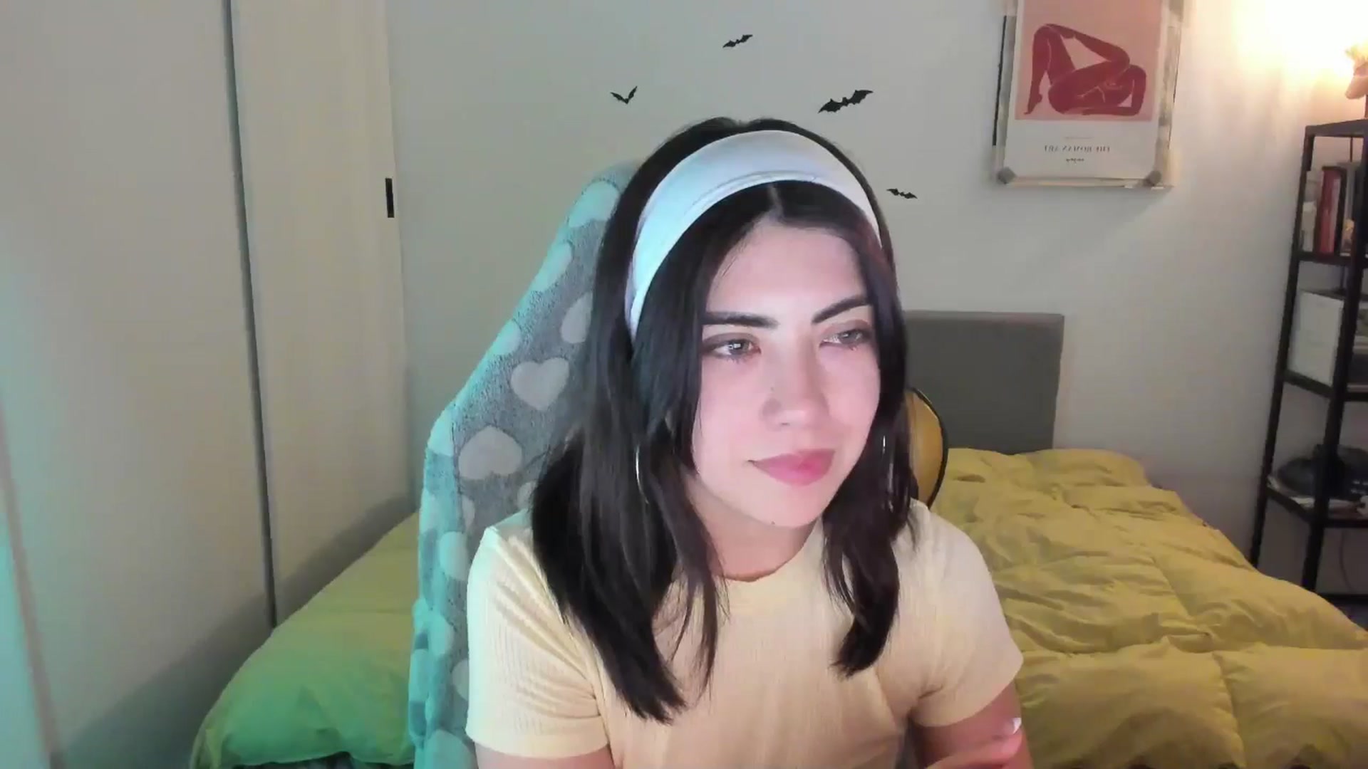 Gallery image thumbnail from TheMoonlight's myfreecams stream on, 11/03/2024, 09:03 image 15 of 20