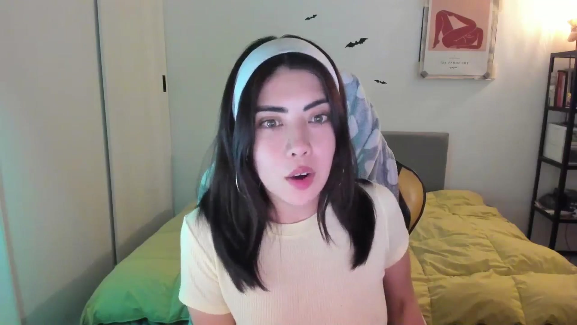 Gallery image thumbnail from TheMoonlight's myfreecams stream on, 11/03/2024, 09:03 image 6 of 20