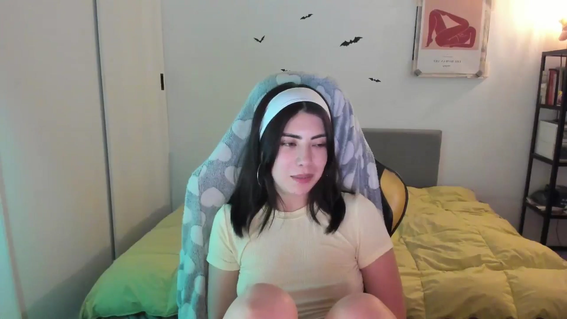 Gallery image thumbnail from TheMoonlight's myfreecams stream on, 11/03/2024, 09:03 image 20 of 20