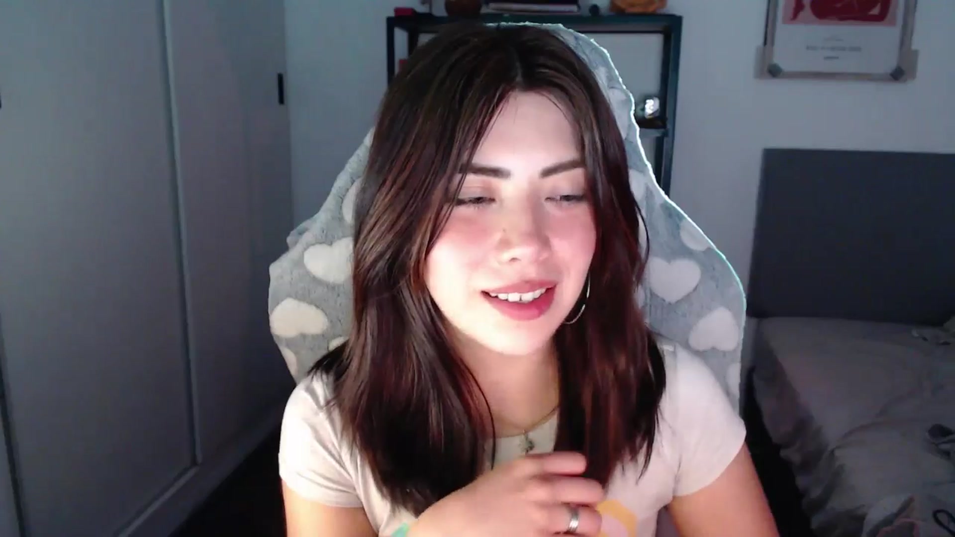 Gallery image thumbnail from TheMoonlight's myfreecams stream on, 11/27/2024, 09:33 image 3 of 20
