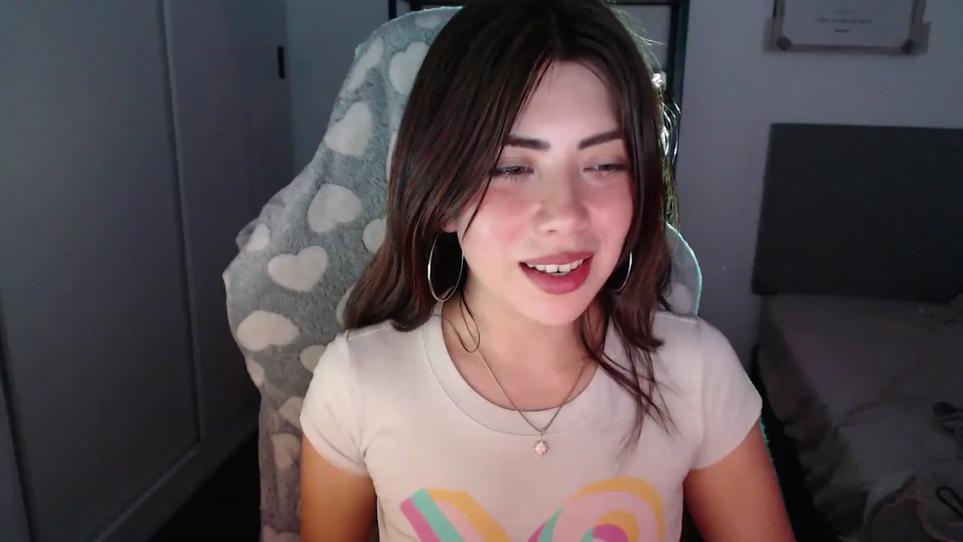 Gallery image thumbnail from TheMoonlight's myfreecams stream on, 11/27/2024, 09:33 image 18 of 20