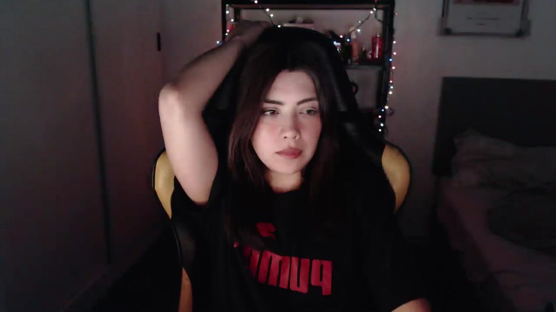 Gallery image thumbnail from TheMoonlight's myfreecams stream on, 12/25/2024, 10:53 image 5 of 20