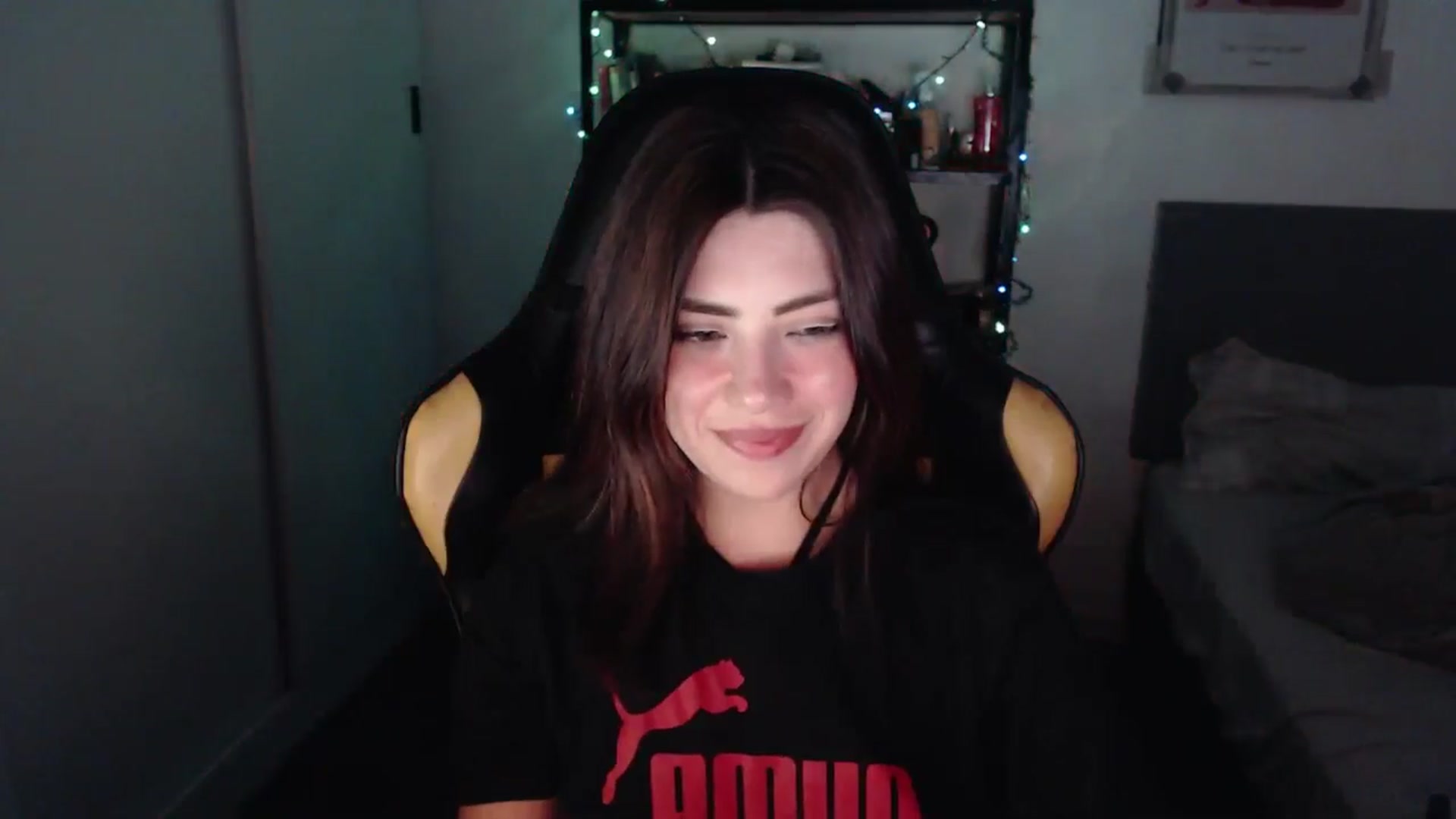 Gallery image thumbnail from TheMoonlight's myfreecams stream on, 12/25/2024, 10:53 image 7 of 20