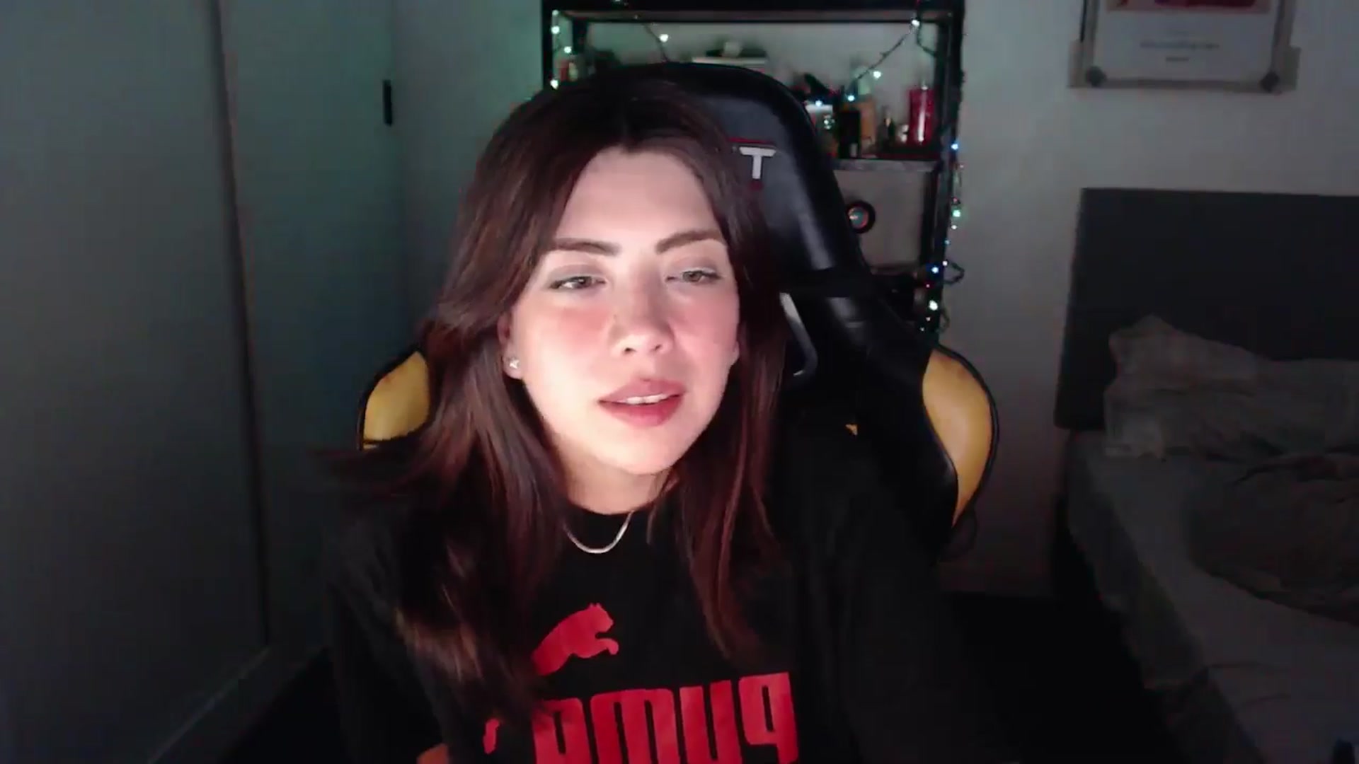 Gallery image thumbnail from TheMoonlight's myfreecams stream on, 12/25/2024, 10:53 image 11 of 20