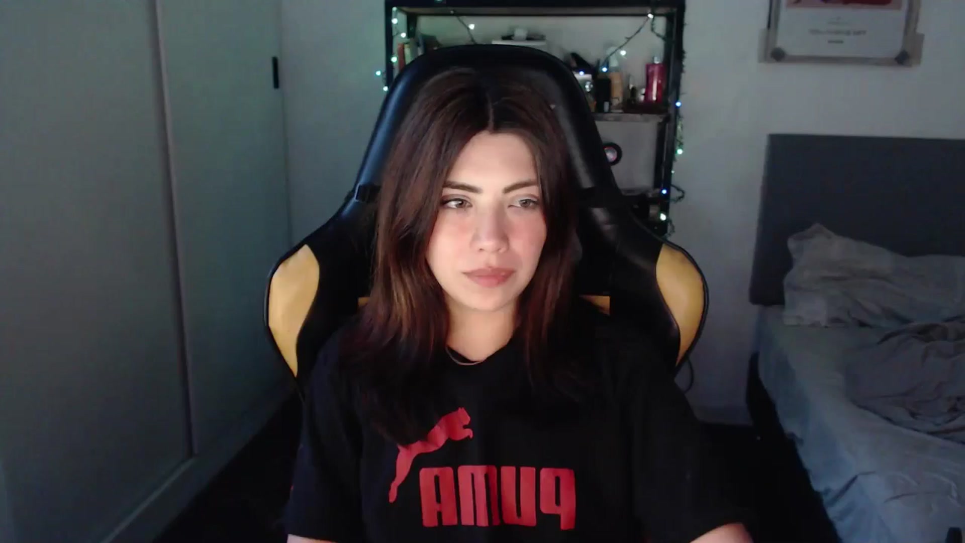 Gallery image thumbnail from TheMoonlight's myfreecams stream on, 12/25/2024, 10:53 image 19 of 20