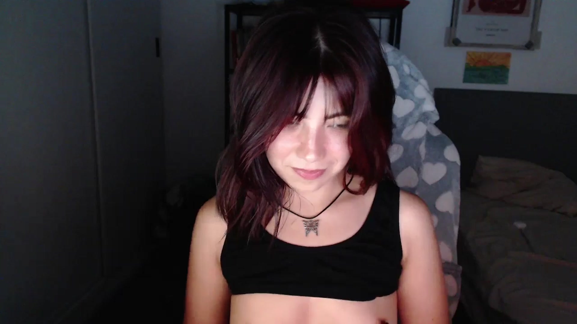 Gallery image thumbnail from TheMoonlight's myfreecams stream on, 05/03/2025, 10:40 image 12 of 20