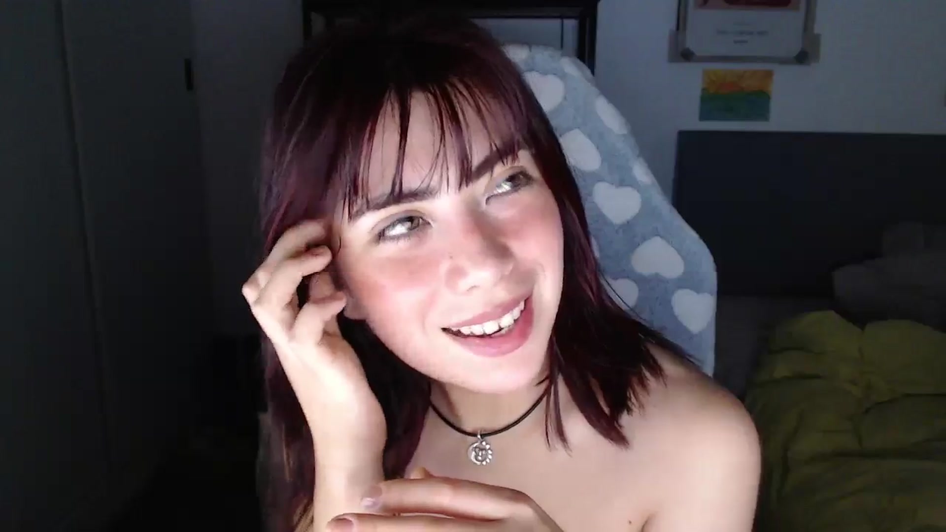 Gallery image thumbnail from TheMoonlight's myfreecams stream on, 06/15/2025, 09:45 image 6 of 20