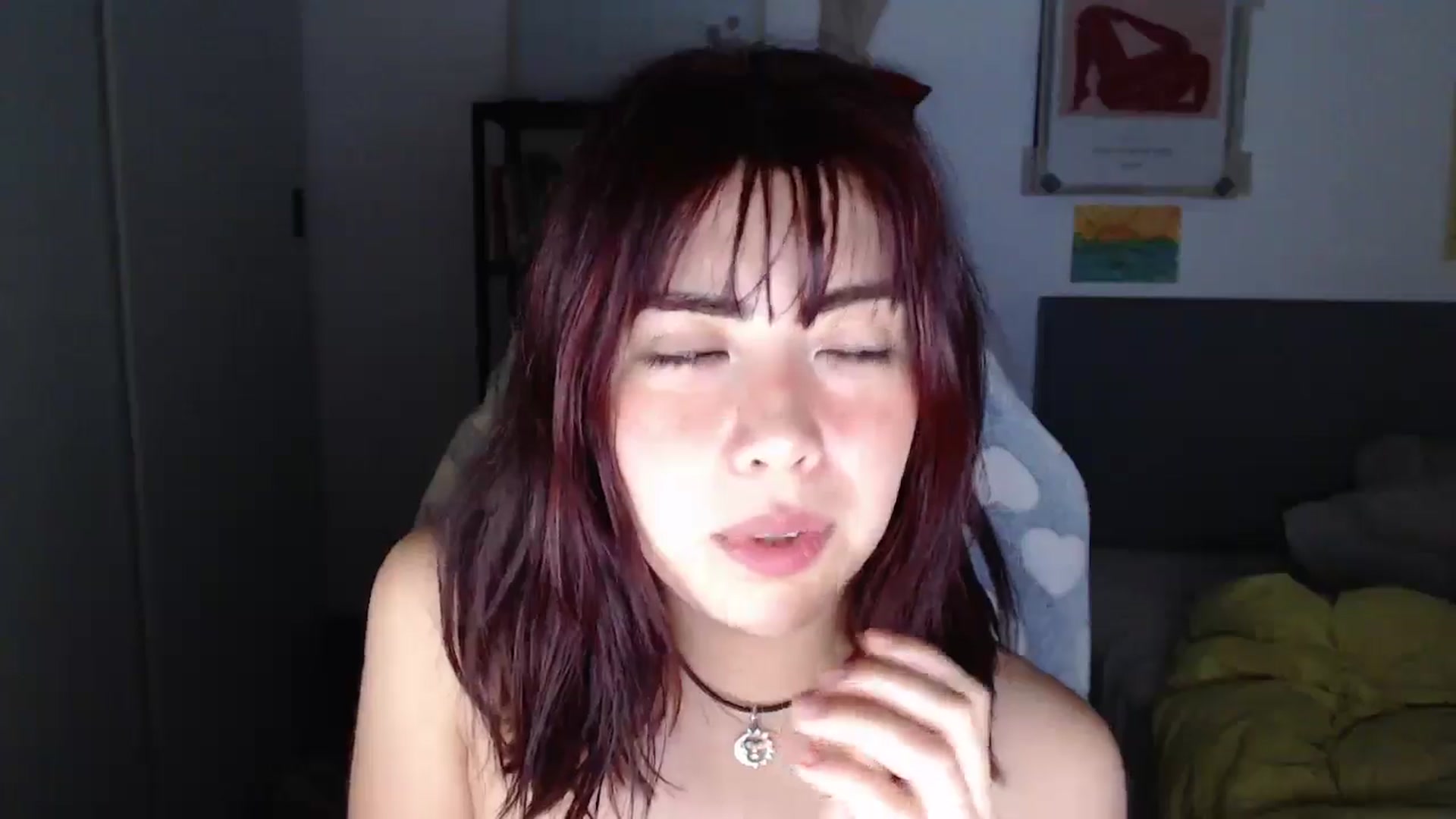 Gallery image thumbnail from TheMoonlight's myfreecams stream on, 06/15/2025, 09:45 image 15 of 20