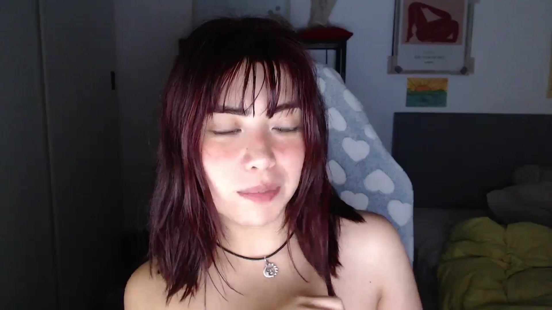 Gallery image thumbnail from TheMoonlight's myfreecams stream on, 06/15/2025, 09:45 image 16 of 20