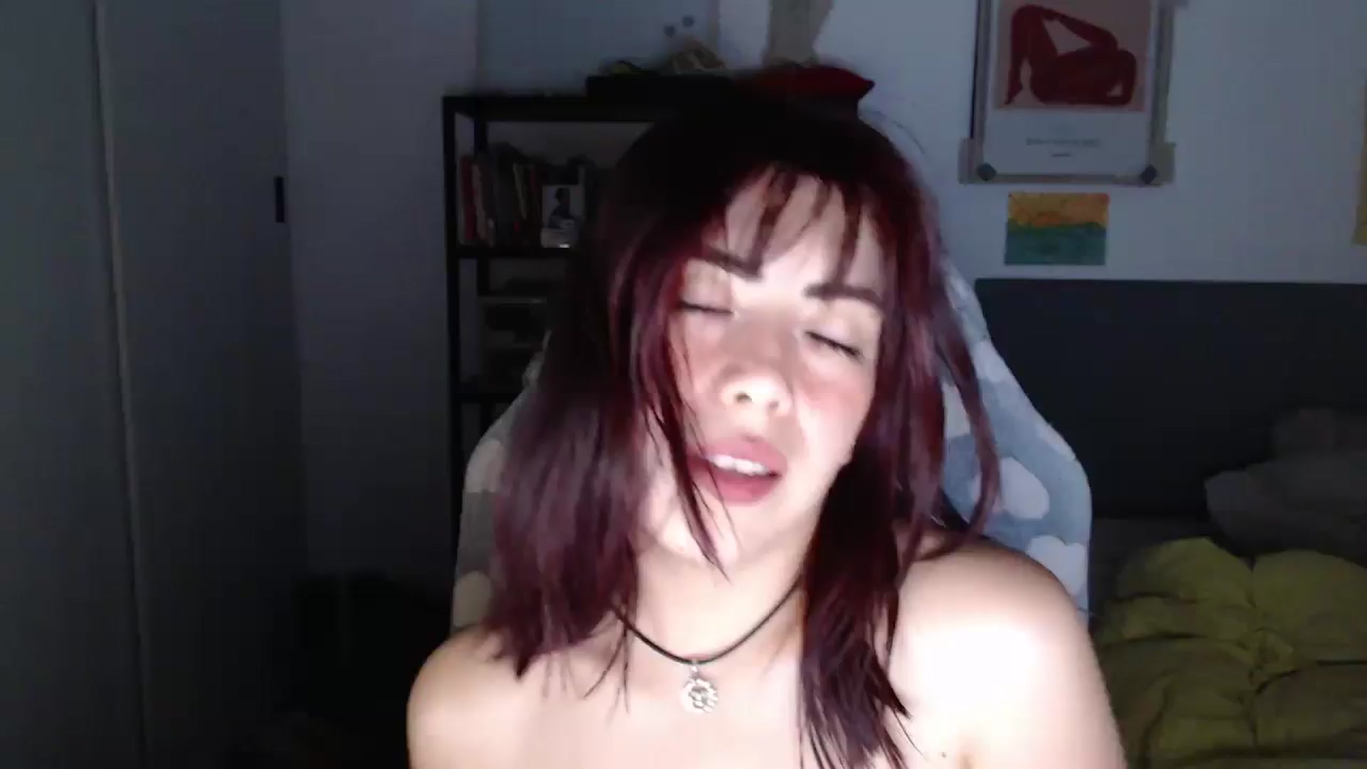 Gallery image thumbnail from TheMoonlight's myfreecams stream on, 06/15/2025, 09:58 image 14 of 20