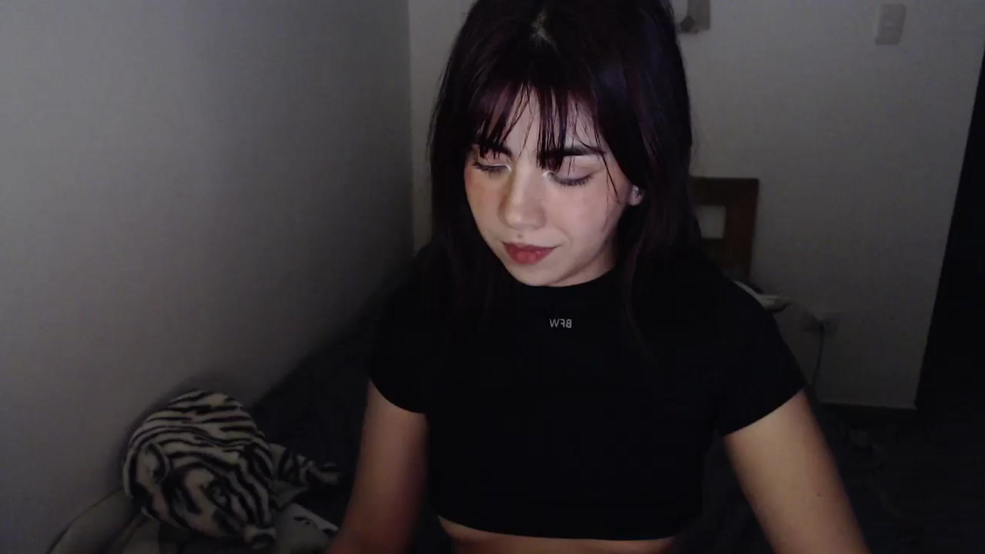 Gallery image thumbnail from TheMoonlight's myfreecams stream on, 07/29/2025, 08:19 image 12 of 20