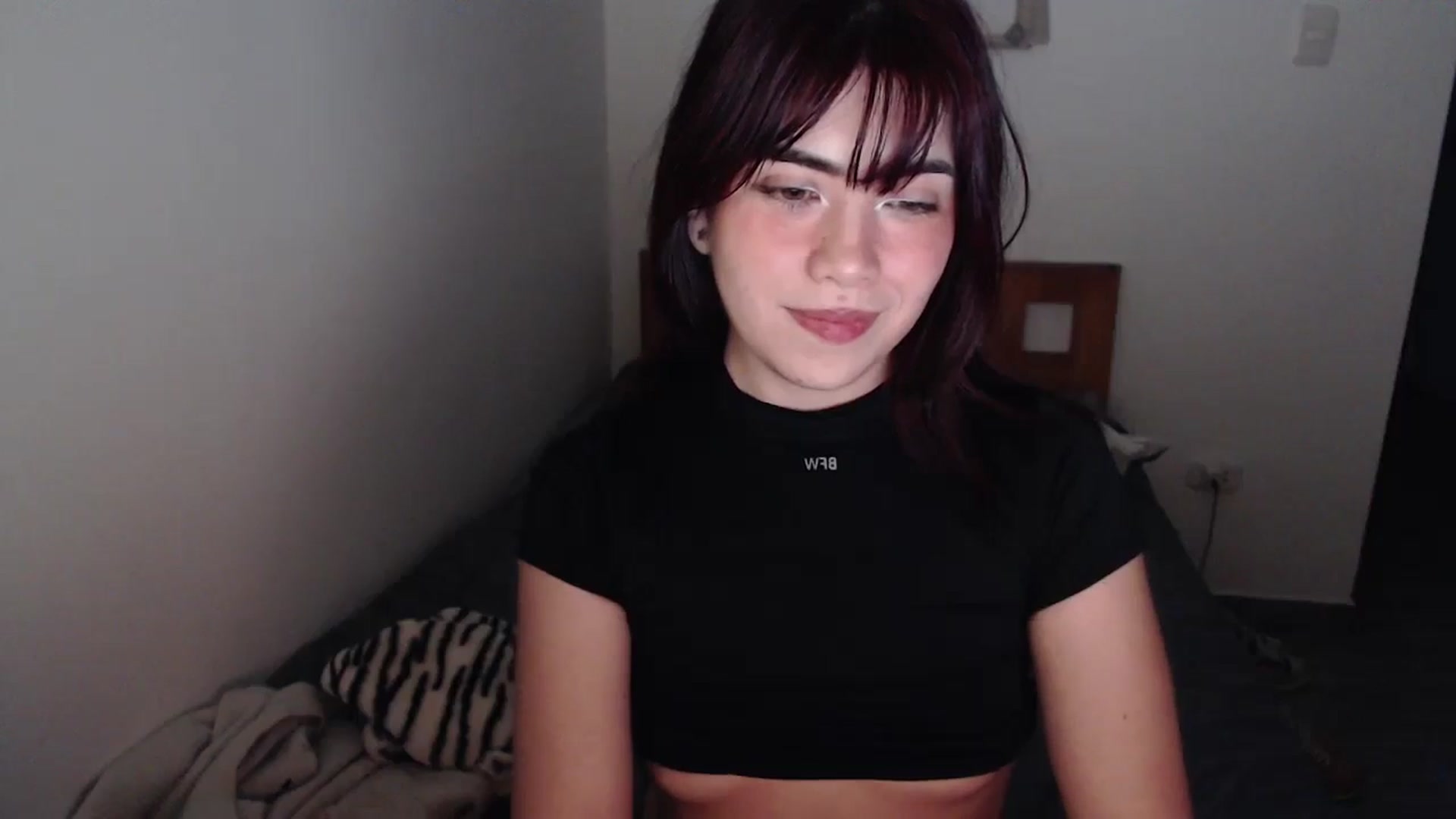 Gallery image thumbnail from TheMoonlight's myfreecams stream on, 07/29/2025, 08:19 image 8 of 20