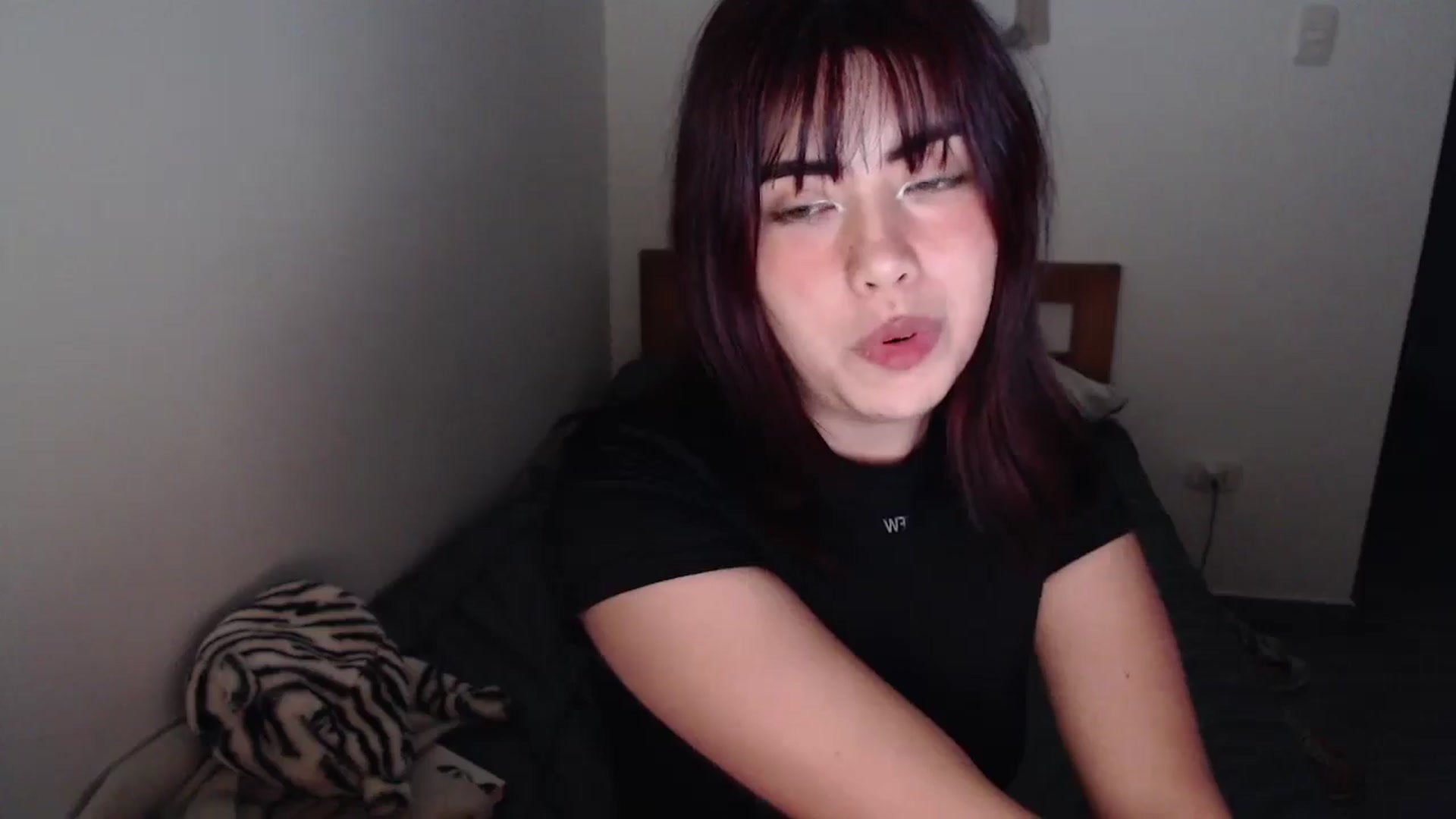 Gallery image thumbnail from TheMoonlight's myfreecams stream on, 07/29/2025, 08:19 image 20 of 20