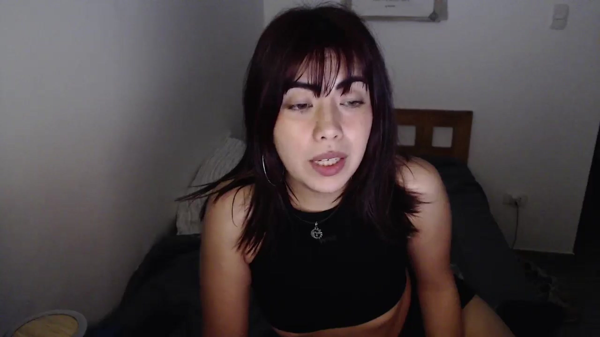 Gallery image thumbnail from TheMoonlight's myfreecams stream on, 08/05/2025, 09:45 image 7 of 20