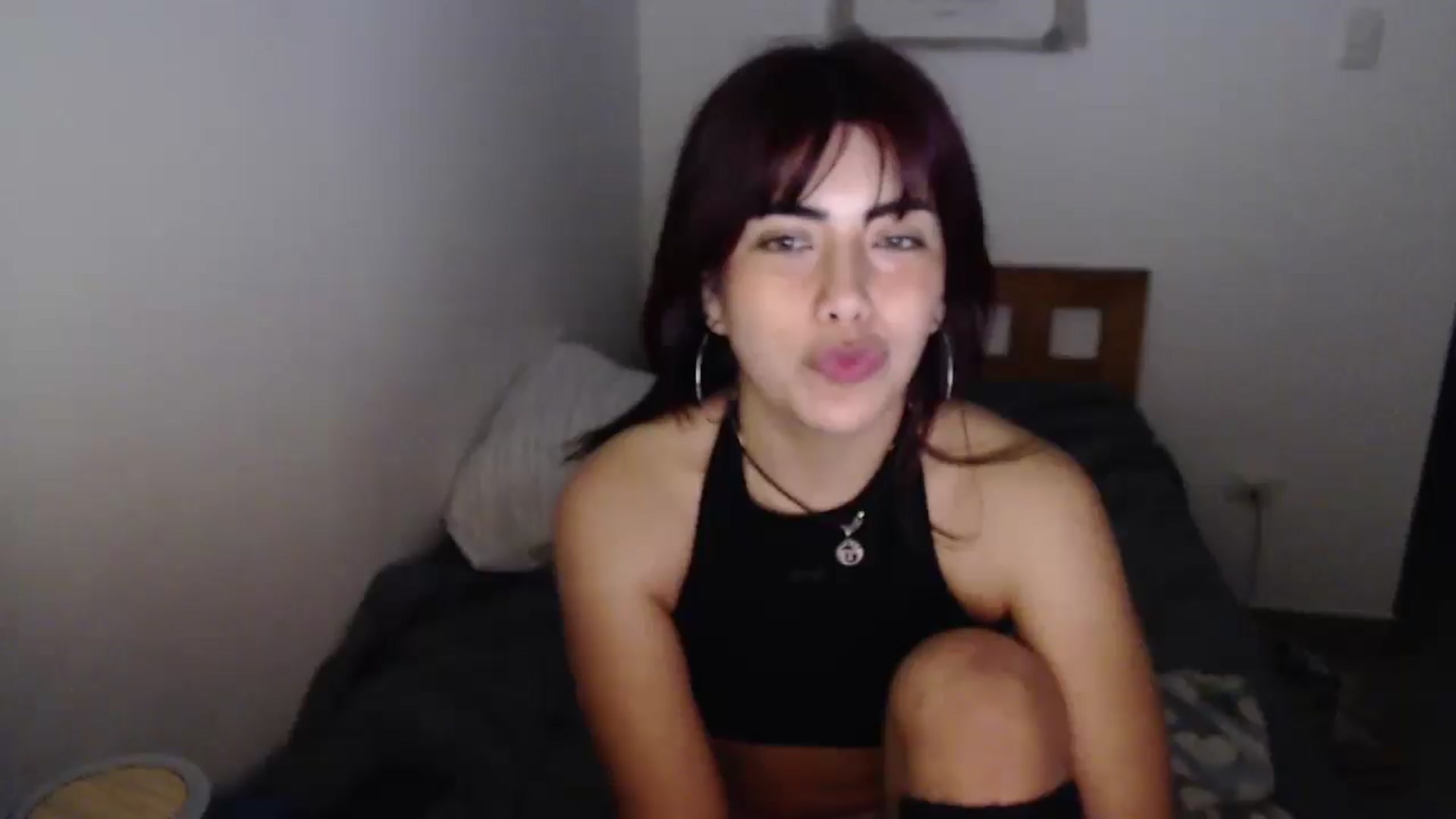 Gallery image thumbnail from TheMoonlight's myfreecams stream on, 08/05/2025, 09:45 image 18 of 20