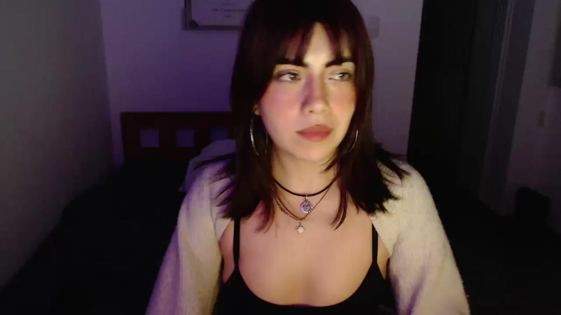 Gallery image thumbnail from TheMoonlight's myfreecams stream on, 08/06/2025, 10:13 image 4 of 20