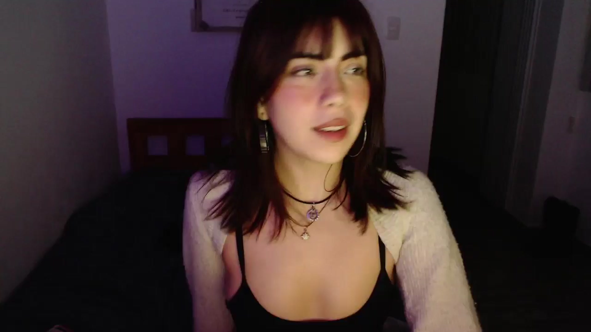 Gallery image thumbnail from TheMoonlight's myfreecams stream on, 08/06/2025, 10:13 image 2 of 20