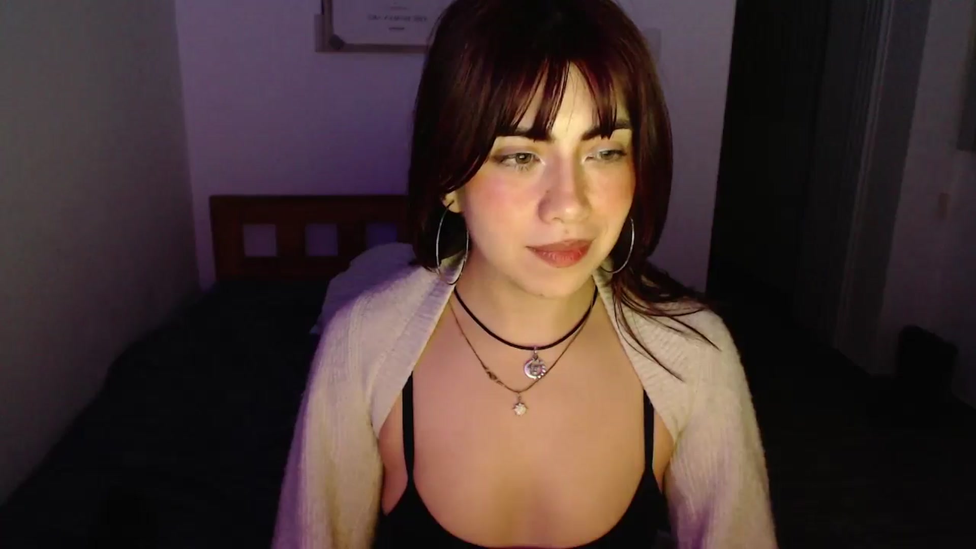 Gallery image thumbnail from TheMoonlight's myfreecams stream on, 08/06/2025, 10:13 image 5 of 20