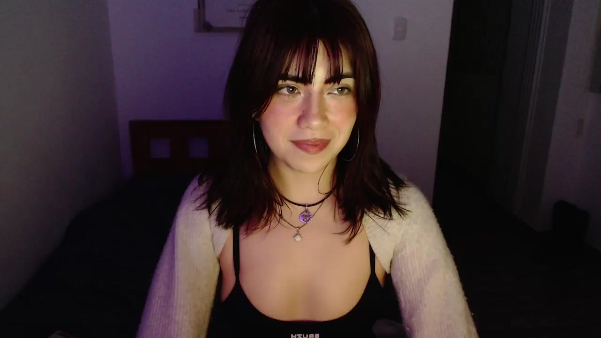 Gallery image thumbnail from TheMoonlight's myfreecams stream on, 08/06/2025, 10:13 image 1 of 20