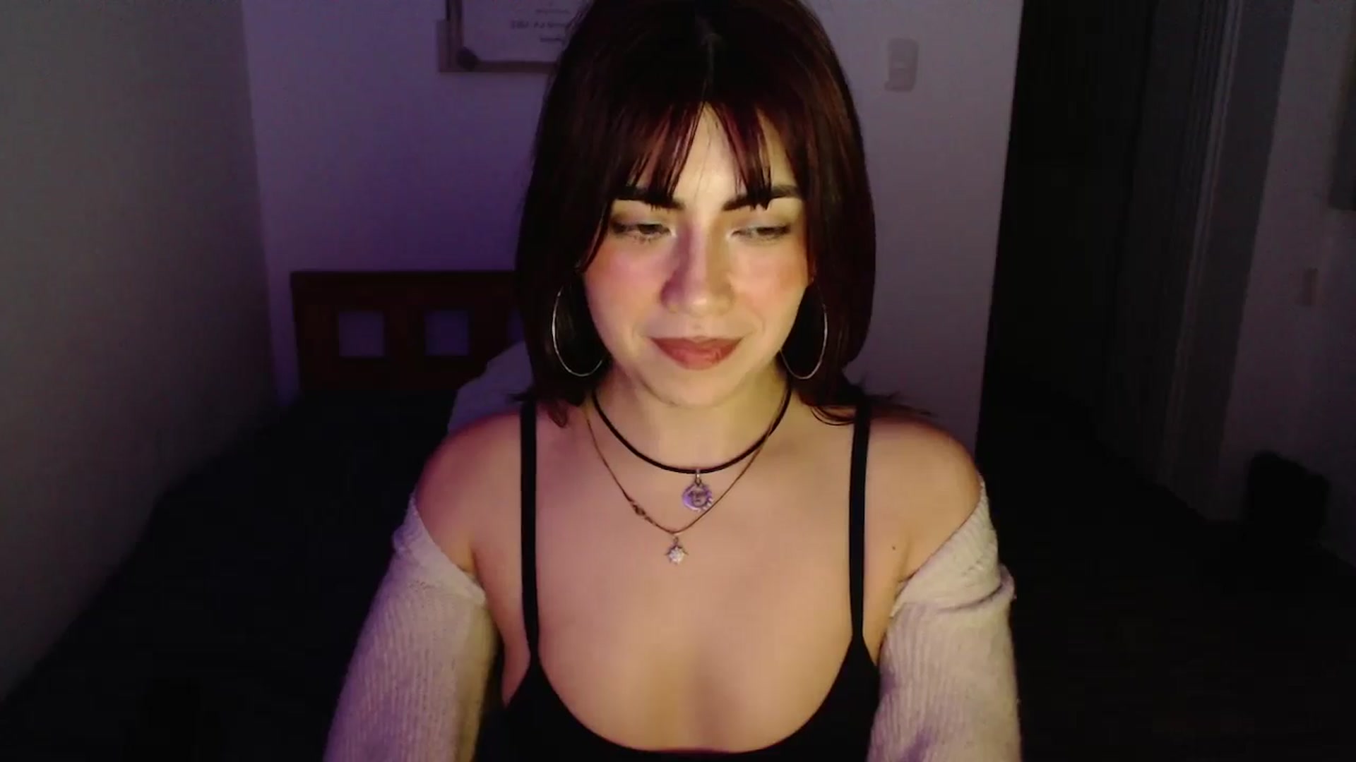 Gallery image thumbnail from TheMoonlight's myfreecams stream on, 08/06/2025, 10:13 image 6 of 20