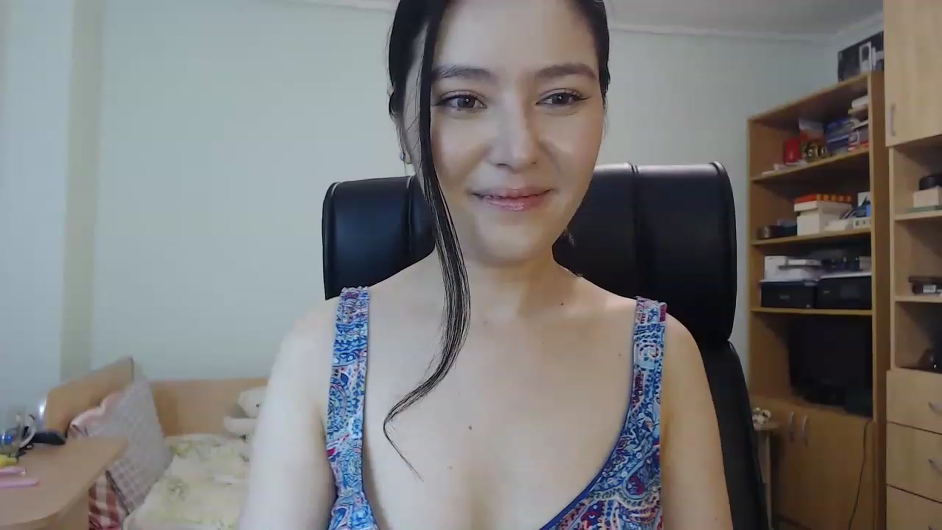 Gallery image thumbnail from TheMorrigan_'s myfreecams stream on, 11/22/2022, 21:01 image 16 of 20