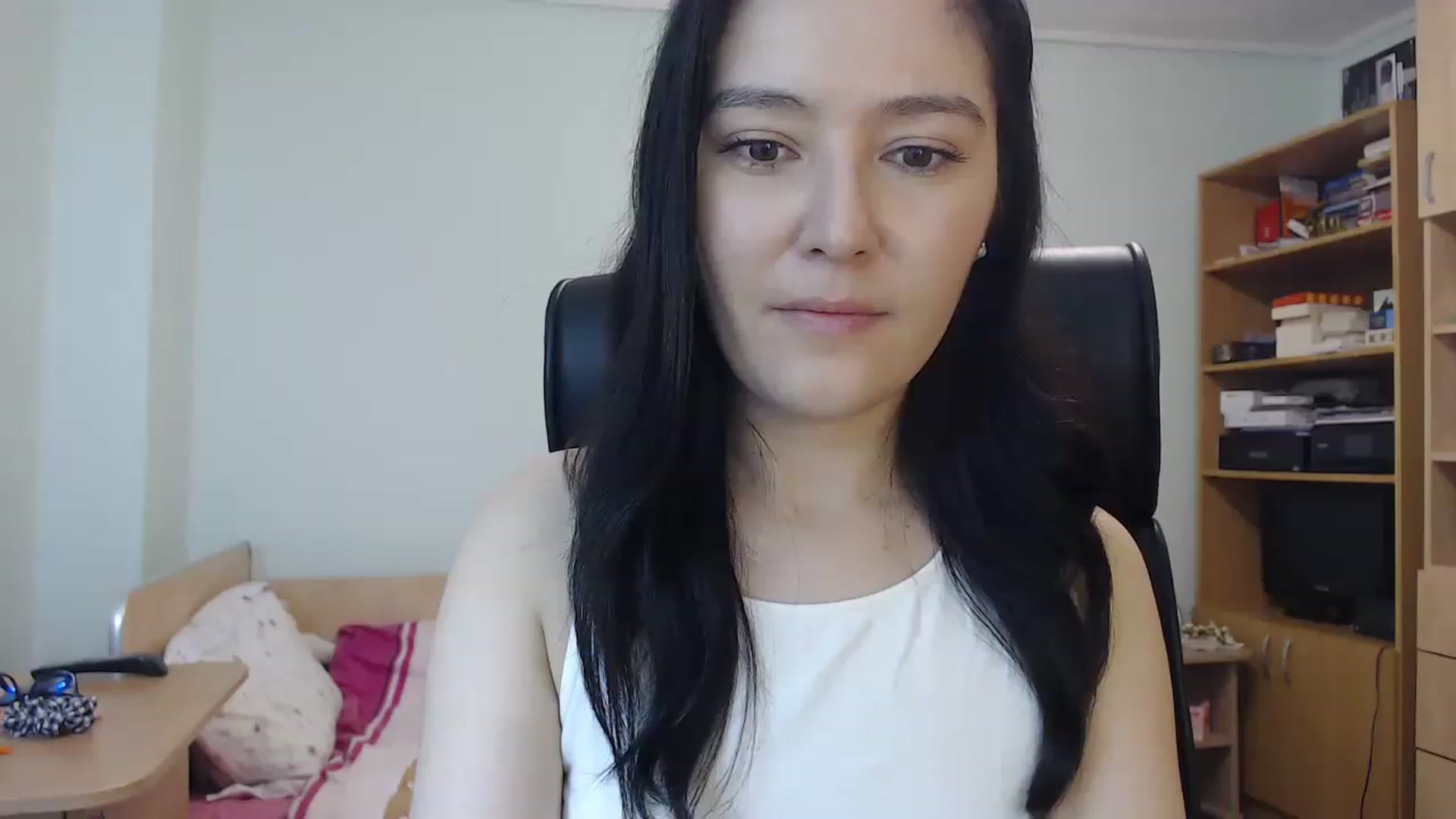 Gallery image thumbnail from TheMorrigan_'s myfreecams stream on, 12/01/2022, 19:40 image 6 of 20