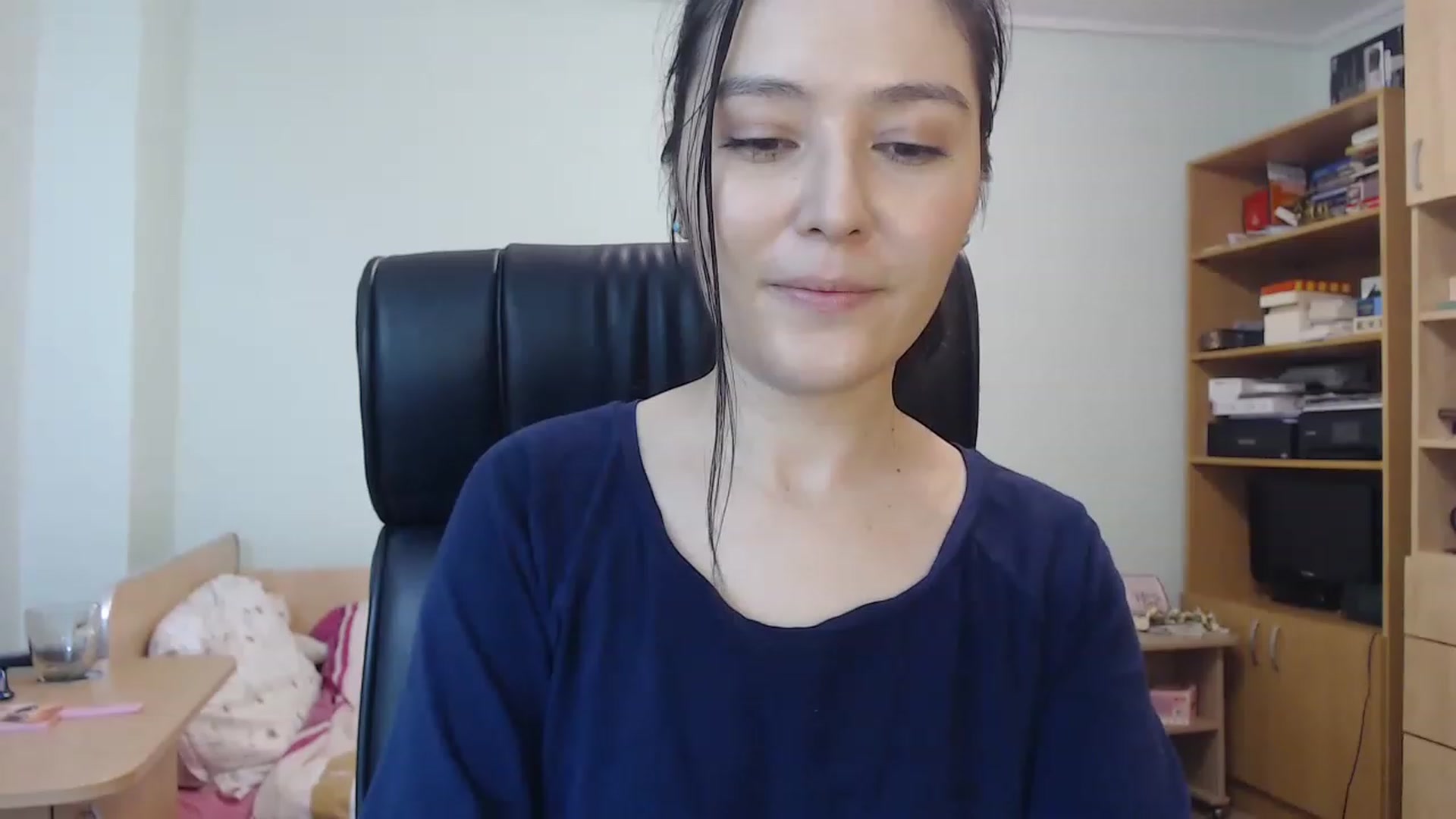 Gallery image thumbnail from TheMorrigan_'s myfreecams stream on, 12/03/2022, 23:03 image 1 of 20