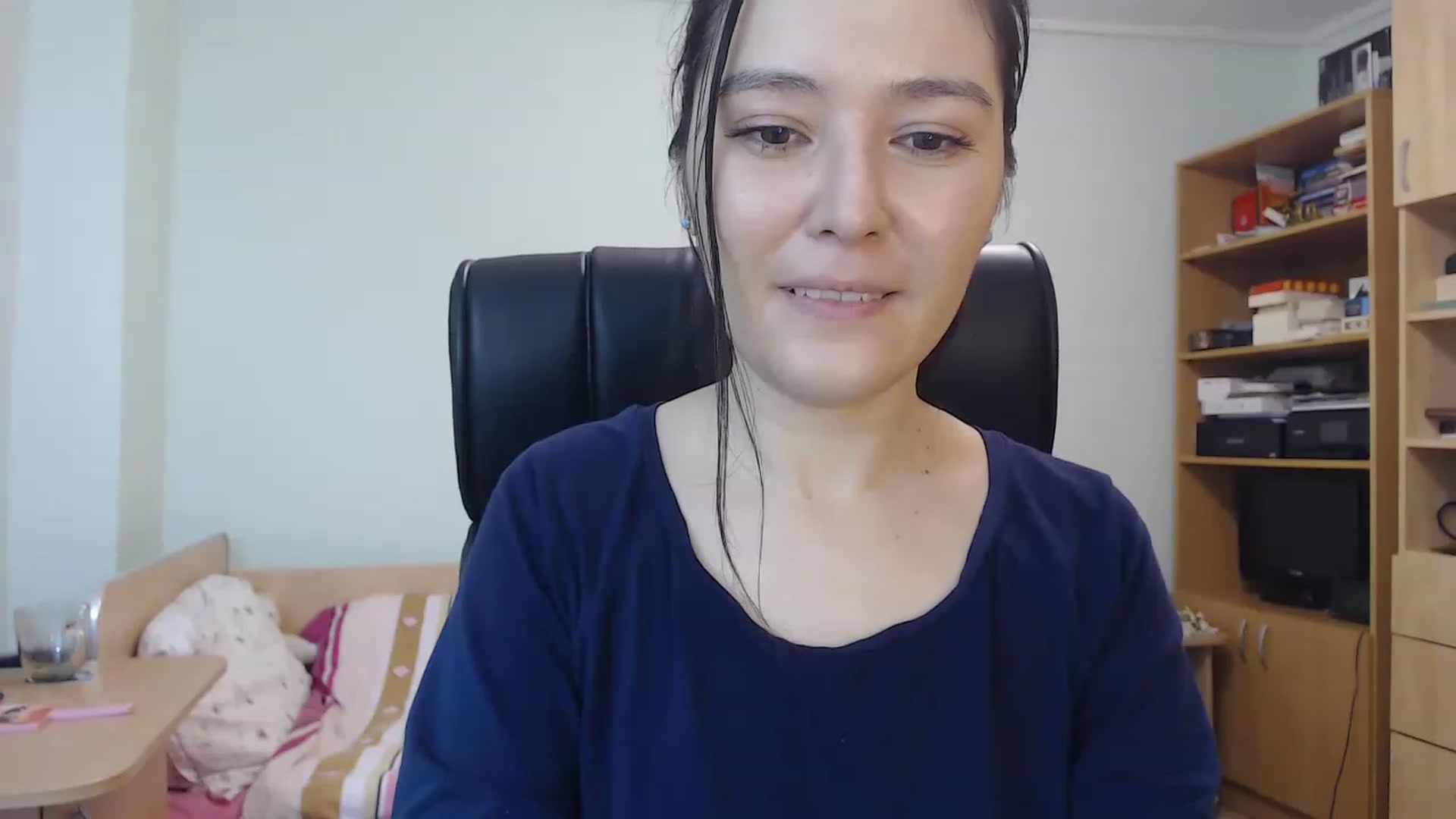 Gallery image thumbnail from TheMorrigan_'s myfreecams stream on, 12/03/2022, 23:03 image 3 of 20