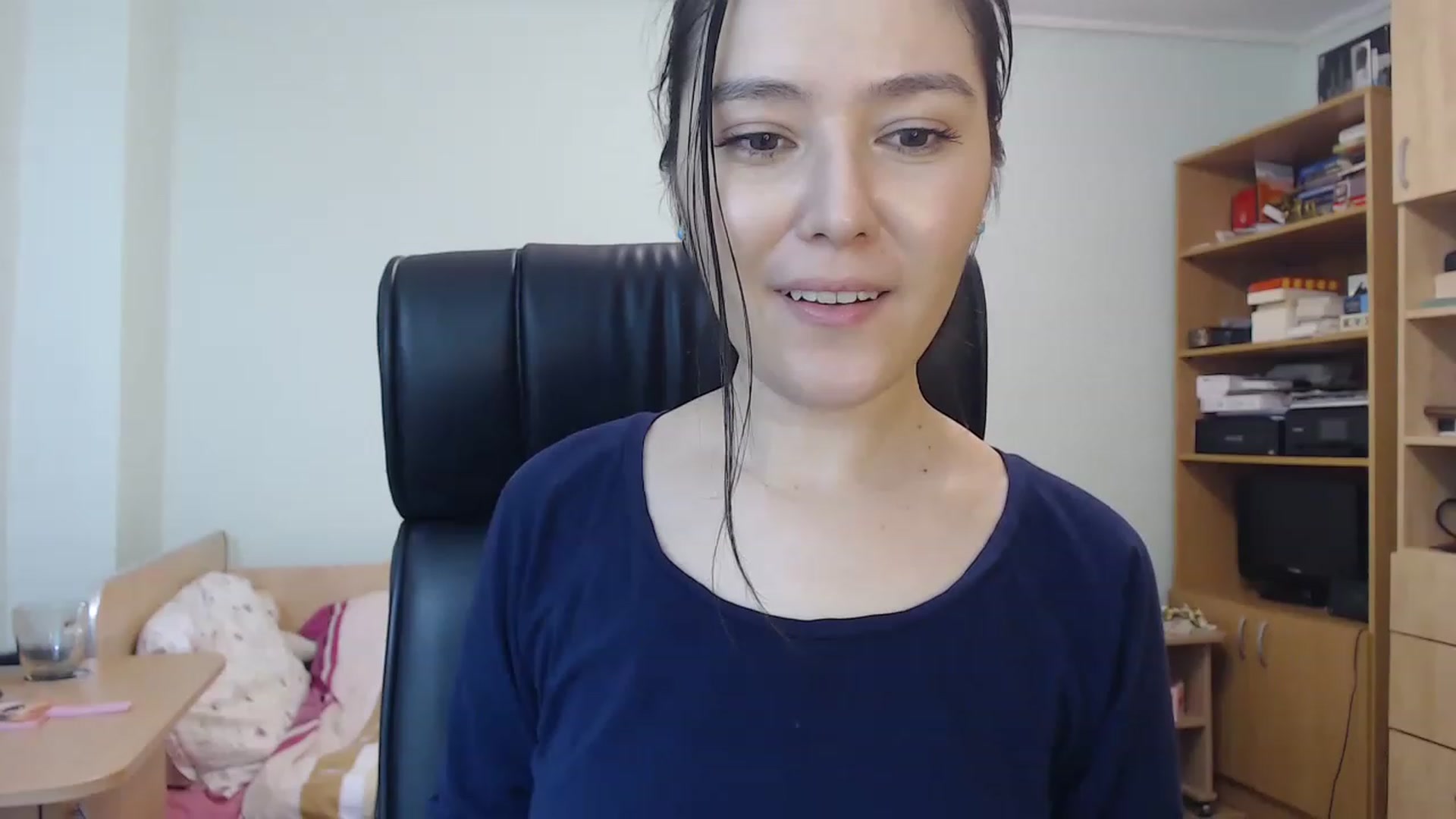 Gallery image thumbnail from TheMorrigan_'s myfreecams stream on, 12/03/2022, 23:03 image 4 of 20