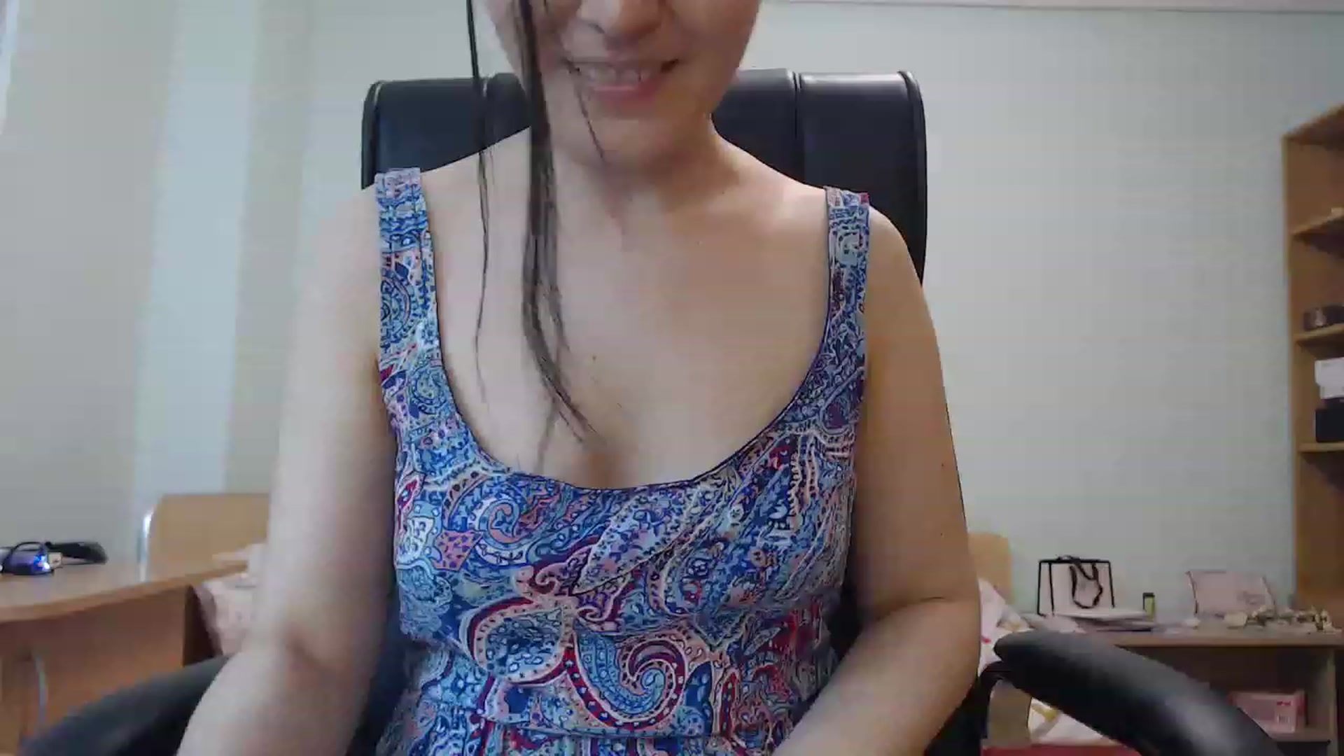 Gallery image thumbnail from TheMorrigan_'s myfreecams stream on, 12/04/2022, 22:14 image 17 of 20
