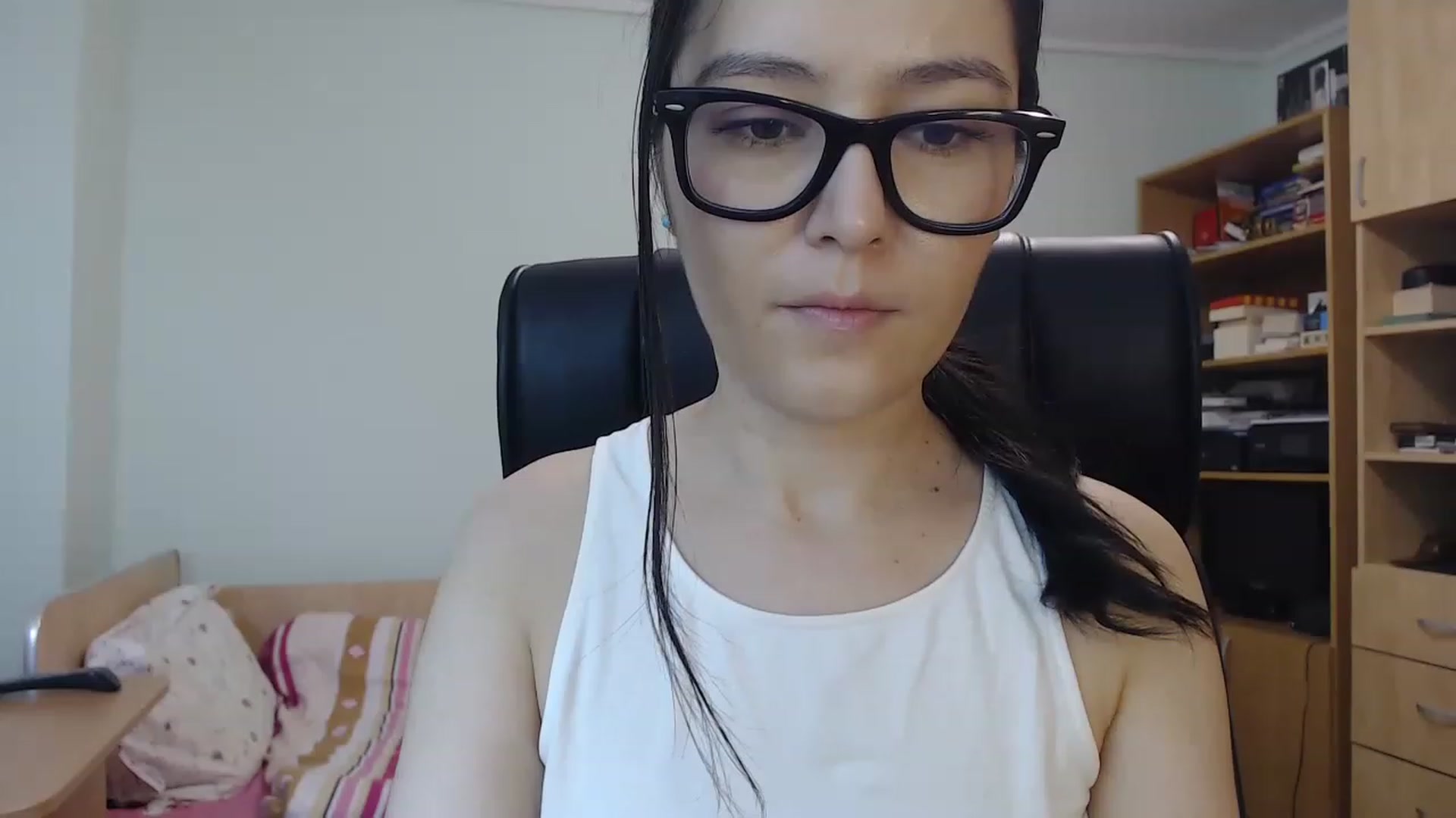 Gallery image thumbnail from TheMorrigan_'s myfreecams stream on, 12/06/2022, 21:33 image 5 of 20