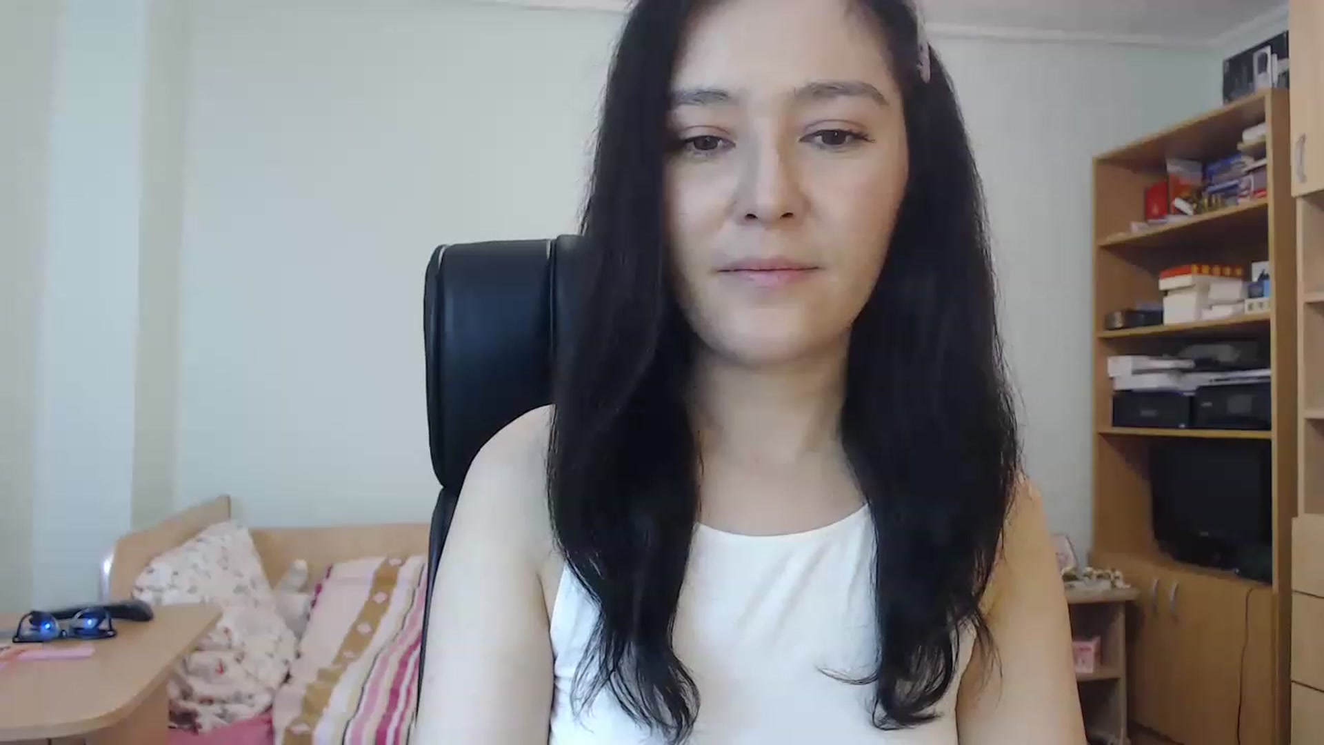 Gallery image thumbnail from TheMorrigan_'s myfreecams stream on, 12/10/2022, 20:06 image 13 of 20