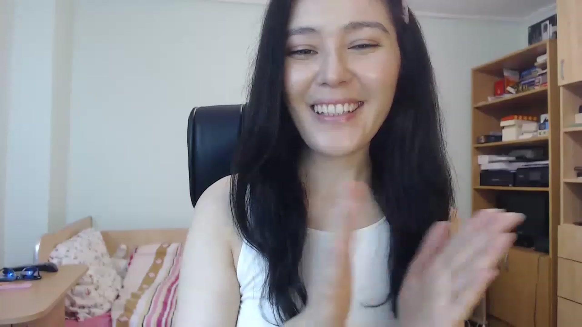 Gallery image thumbnail from TheMorrigan_'s myfreecams stream on, 12/10/2022, 20:06 image 14 of 20