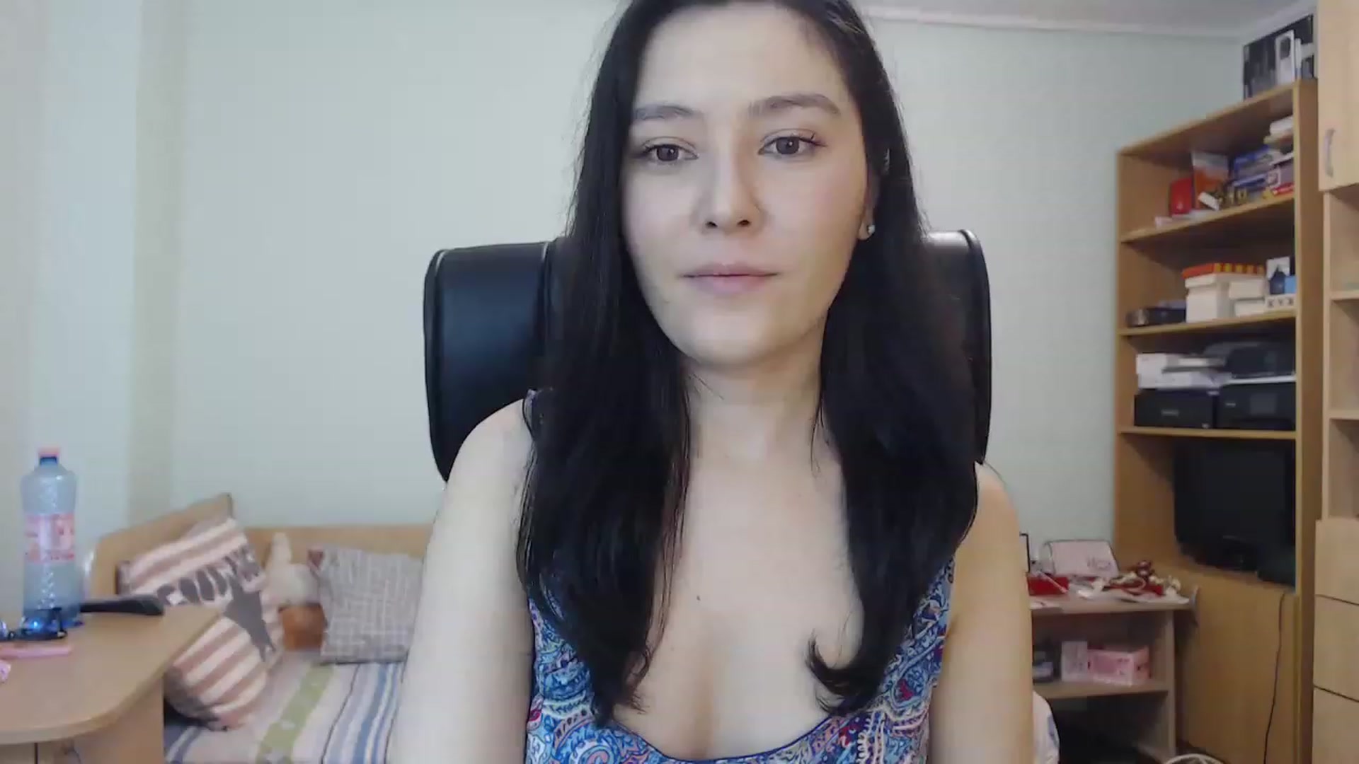 Gallery image thumbnail from TheMorrigan_'s myfreecams stream on, 12/16/2022, 22:59 image 1 of 20