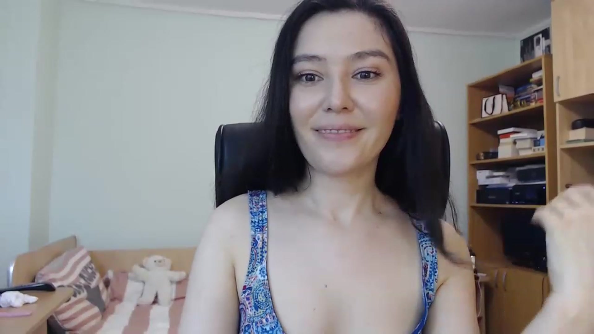 Gallery image thumbnail from TheMorrigan_'s myfreecams stream on, 12/29/2022, 23:01 image 17 of 20