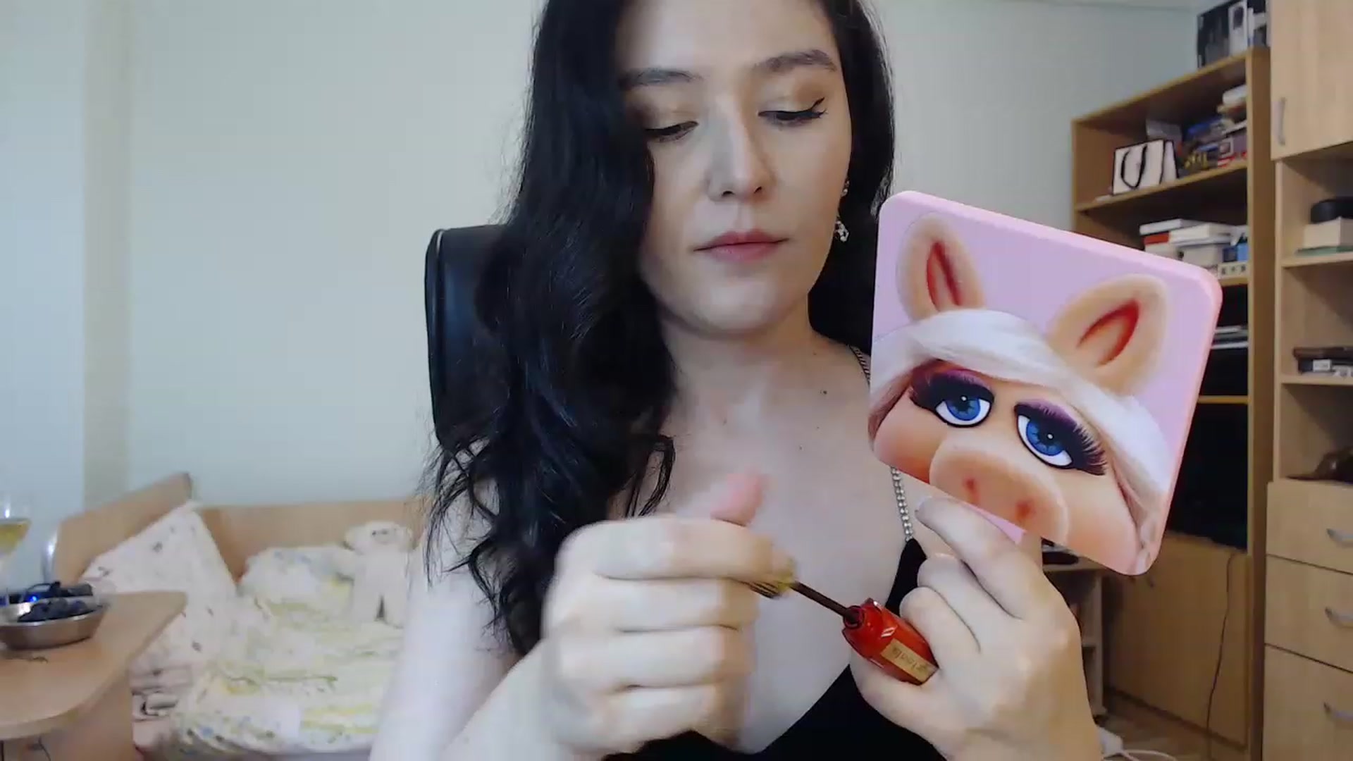 Gallery image thumbnail from TheMorrigan_'s myfreecams stream on, 12/31/2022, 22:32 image 6 of 20