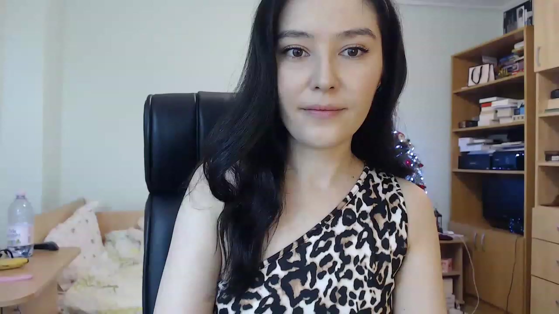 Gallery image thumbnail from TheMorrigan_'s myfreecams stream on, 01/01/2023, 20:24 image 14 of 20