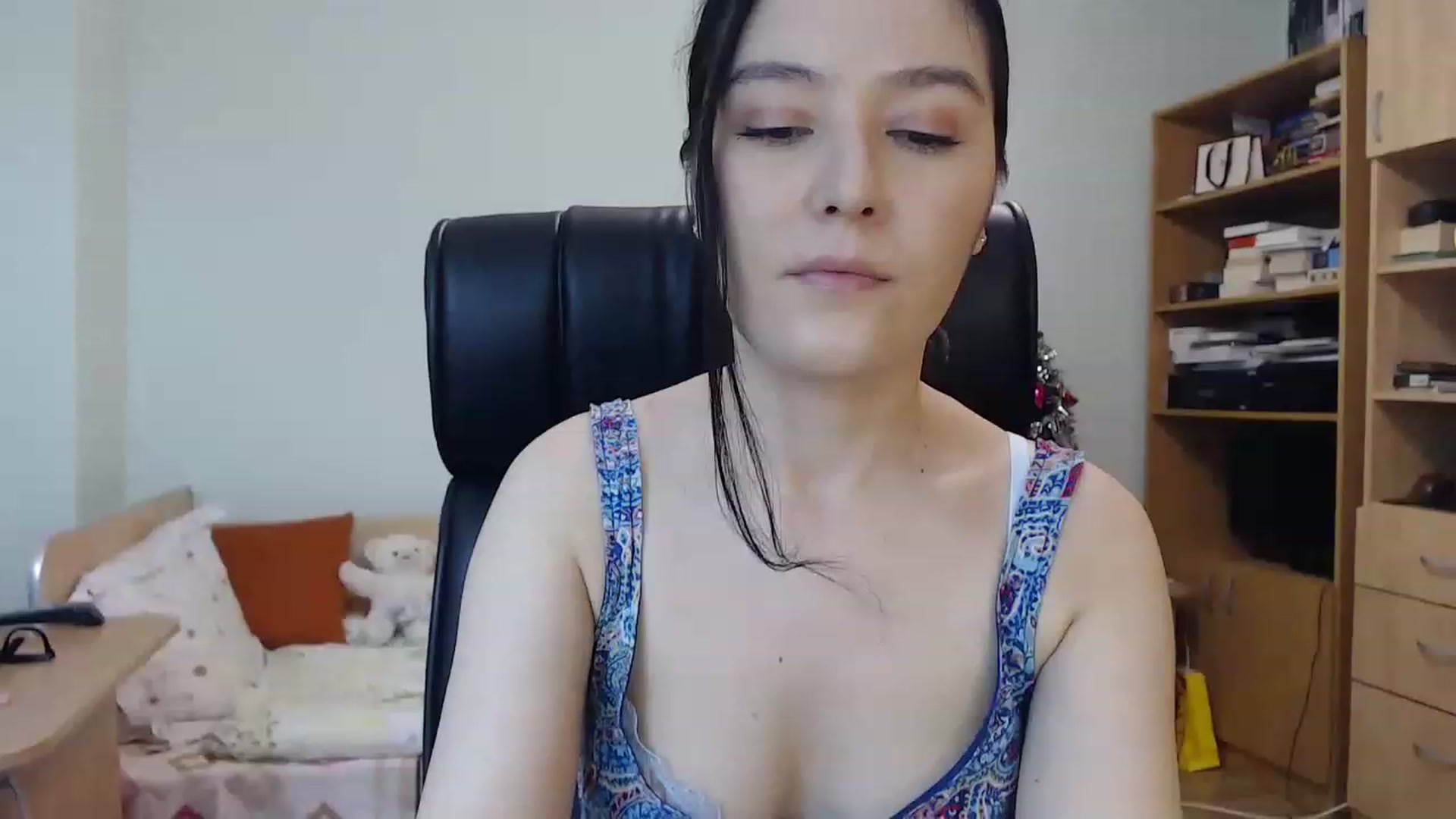 Gallery image thumbnail from TheMorrigan_'s myfreecams stream on, 01/08/2023, 21:21 image 4 of 20