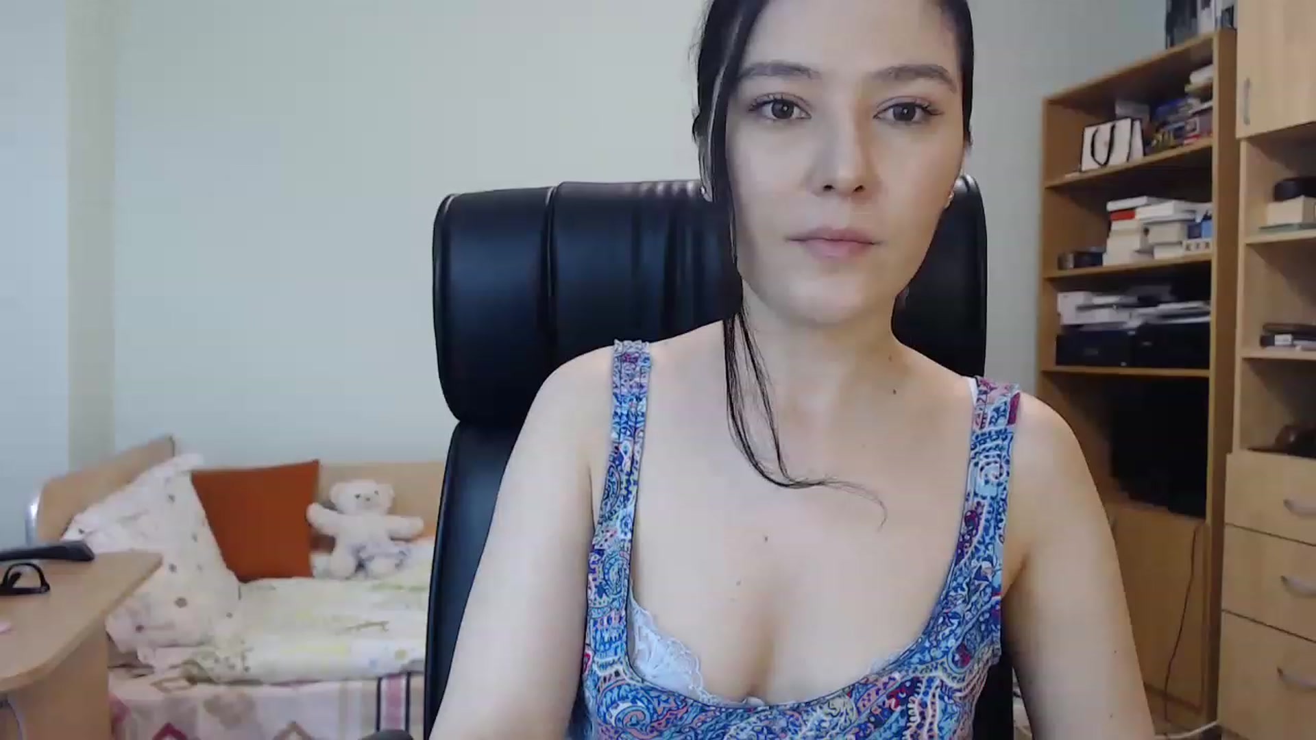 Gallery image thumbnail from TheMorrigan_'s myfreecams stream on, 01/08/2023, 21:21 image 6 of 20