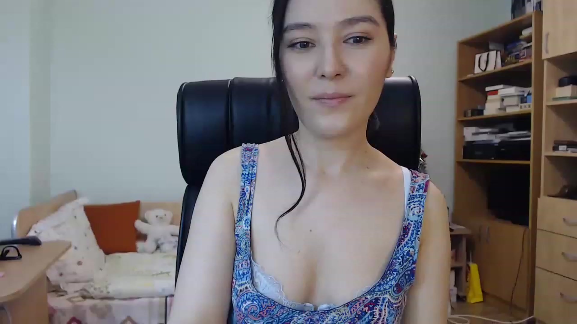 Gallery image thumbnail from TheMorrigan_'s myfreecams stream on, 01/08/2023, 21:21 image 7 of 20