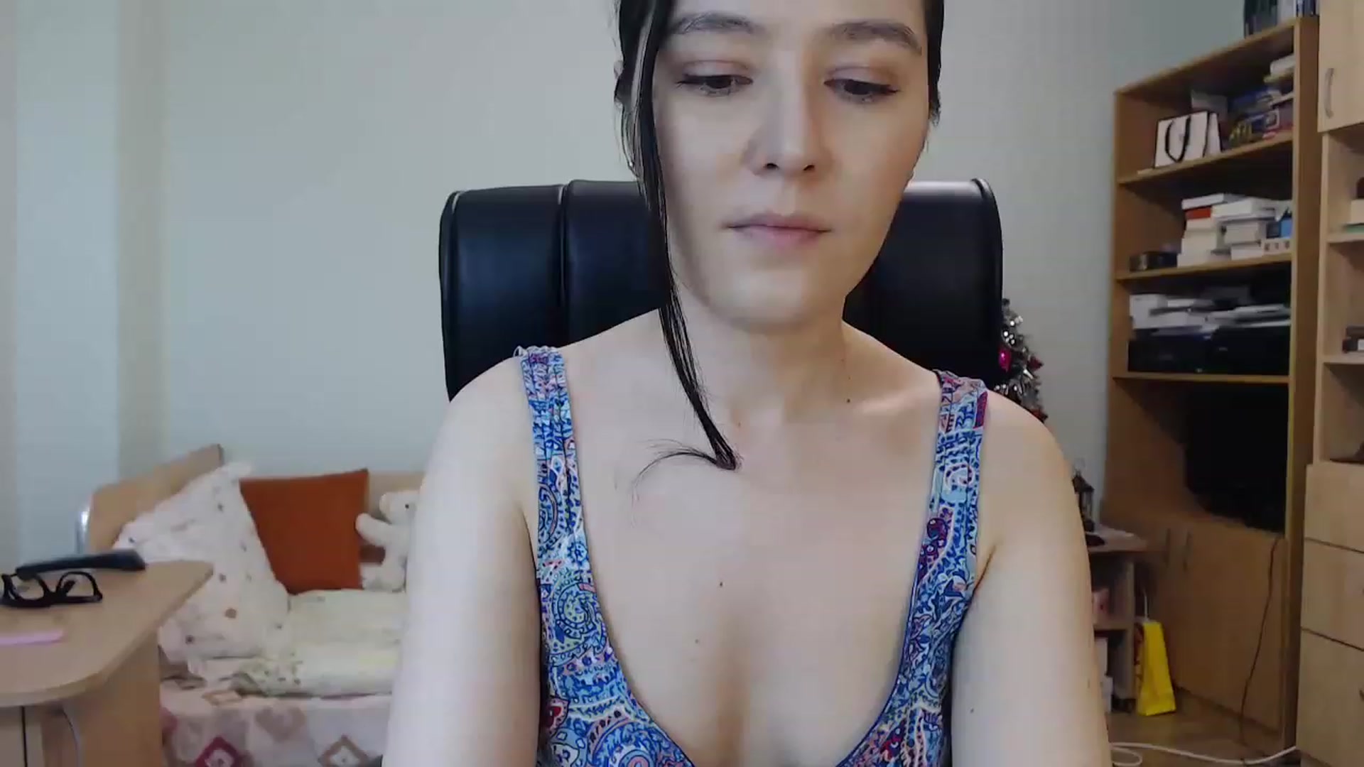 Gallery image thumbnail from TheMorrigan_'s myfreecams stream on, 01/08/2023, 22:11 image 6 of 20