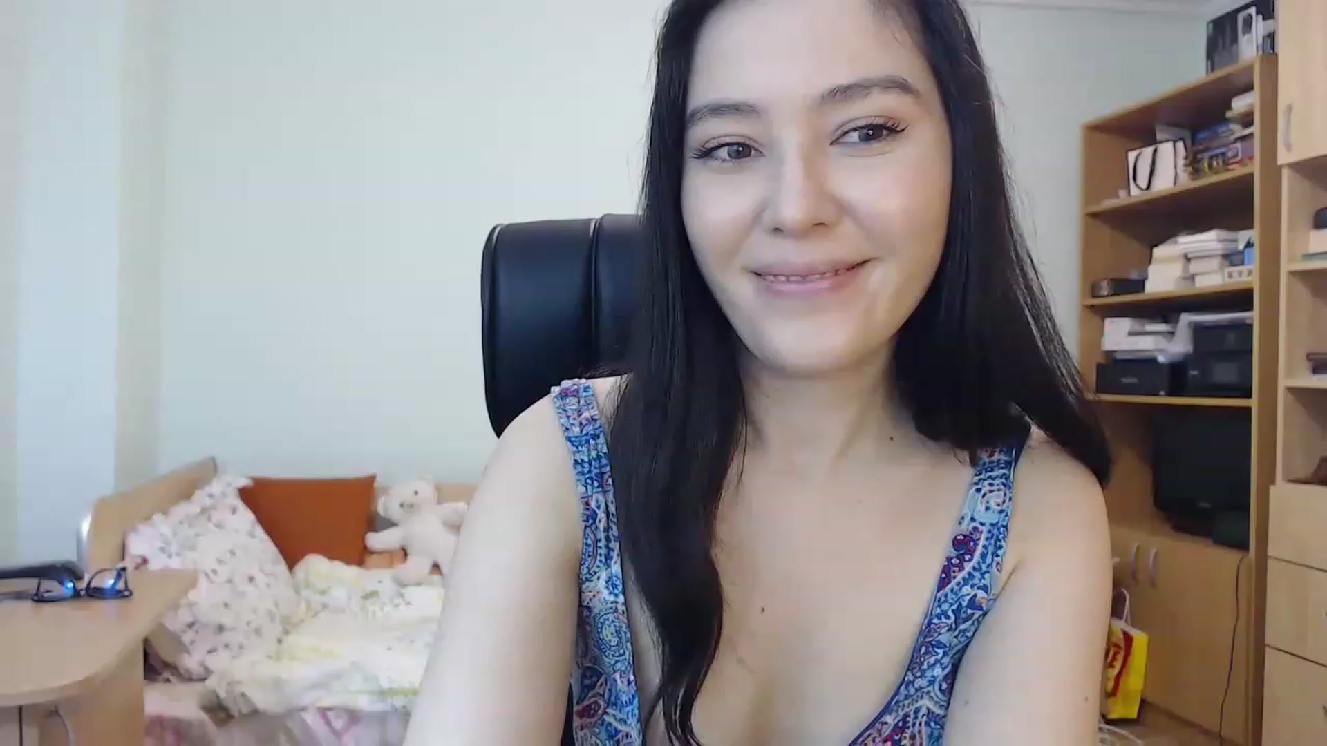 Gallery image thumbnail from TheMorrigan_'s myfreecams stream on, 02/01/2023, 20:10 image 7 of 20